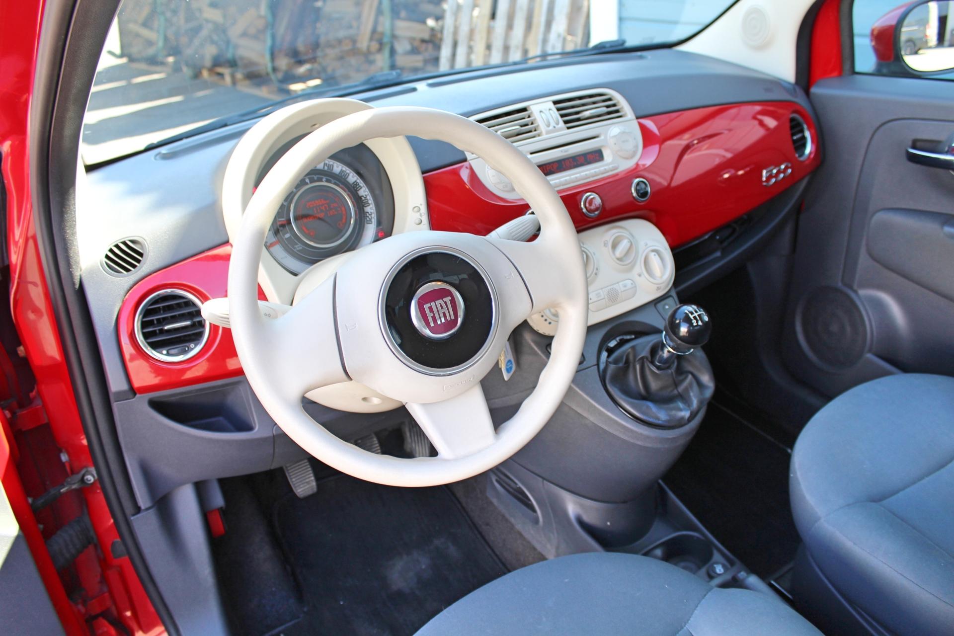 Fiat 500 1,2 8v 69hv Italia *JAKOHIHNA JUURI VAIHDETTU*