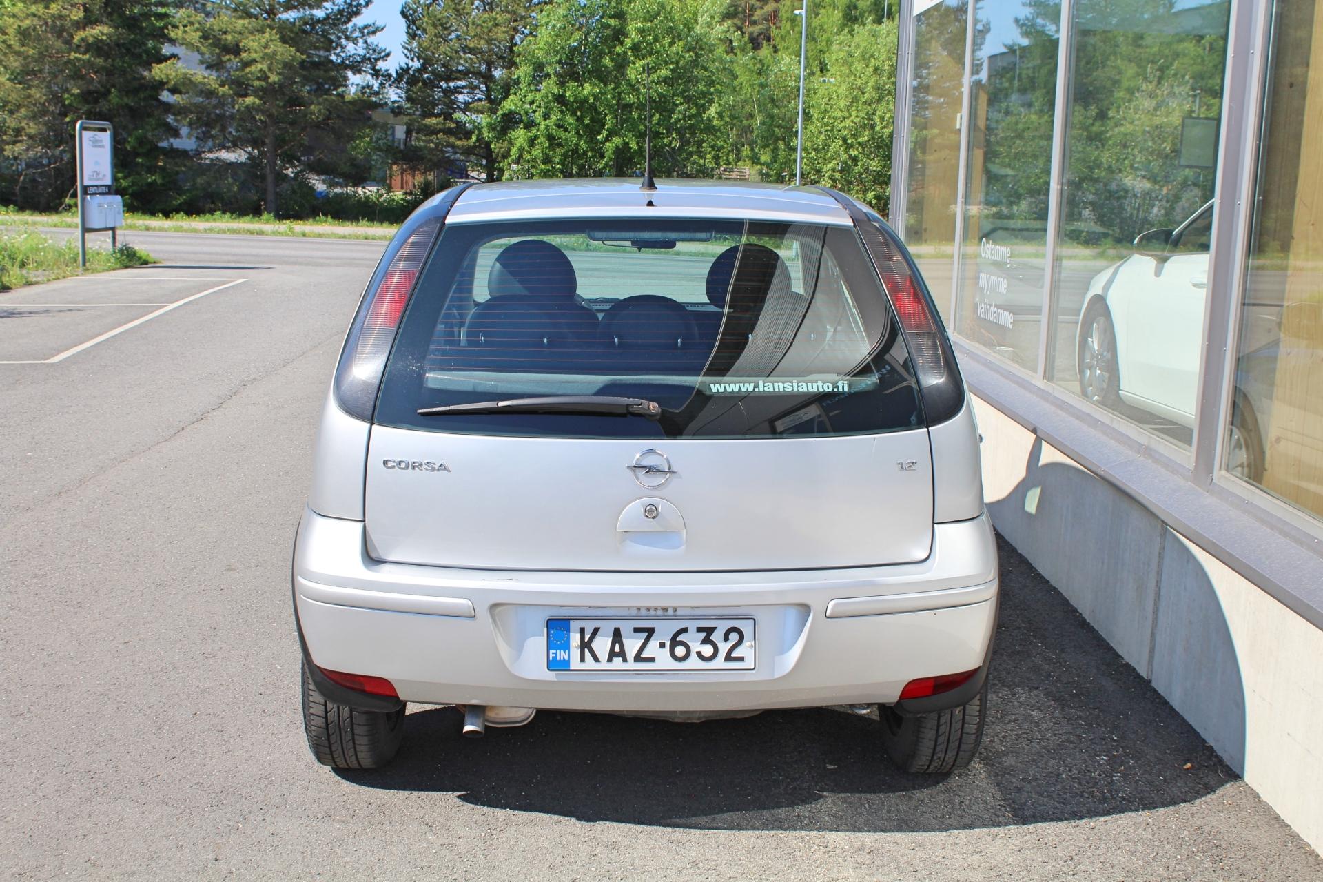 Opel Corsa 1,2 Ecotec Essentia 5d *1-OMISTEINEN MERKKIHUOLLETTU TOIMIVALLA ILMASTOINNILLA*