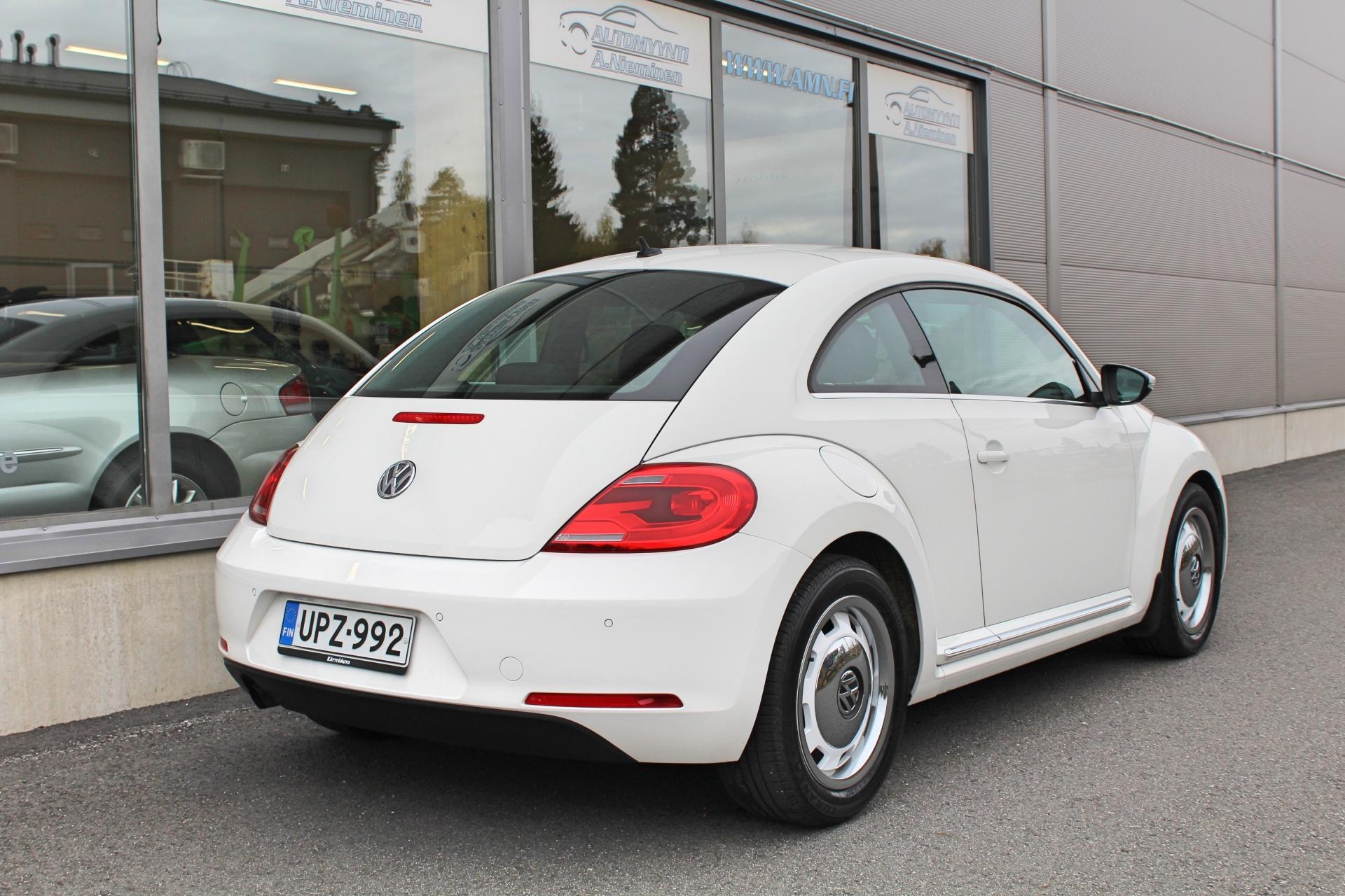 Volkswagen Beetle 1,2 TSI 77 kW Design *UPEA VÄHÄN AJETTU SUOMIAUTO*