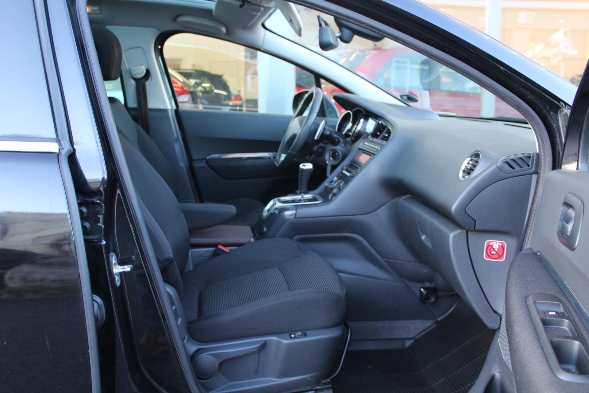 Peugeot 5008 HDI 110 FAP 2Tronic Aut 7 p Sport *HUD/PANORAMA/KOUKKU/LOHKOLÄMMITIN*