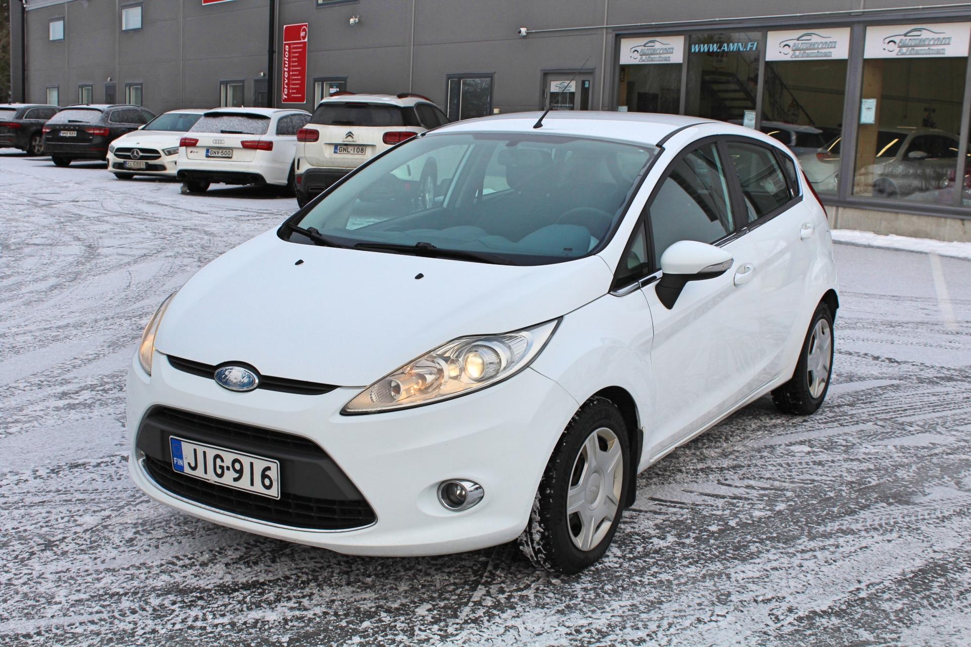 Ford Fiesta 1,4 96 hv autom 5-ov Ghia