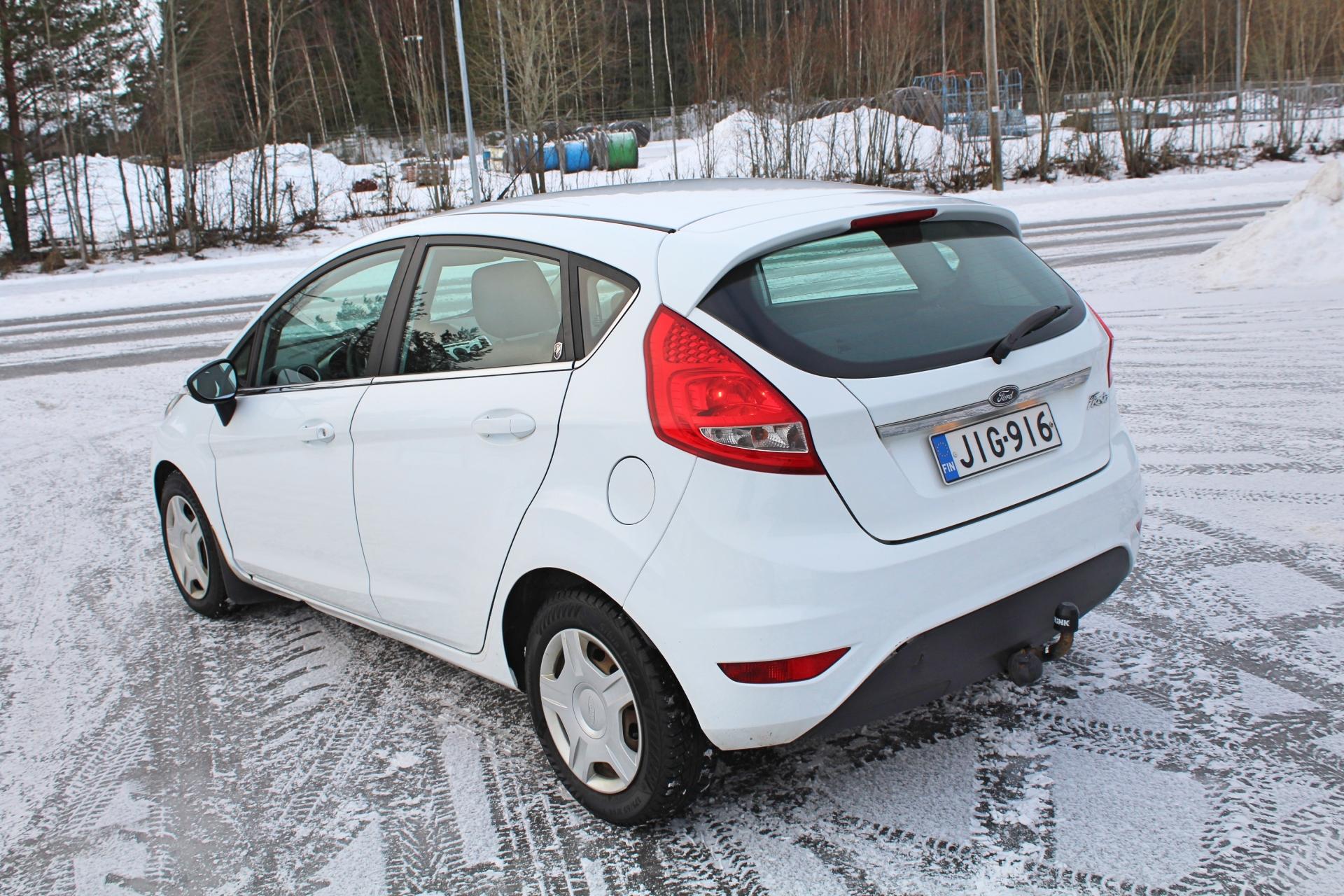 Ford Fiesta 1,4 96 hv autom 5-ov Ghia