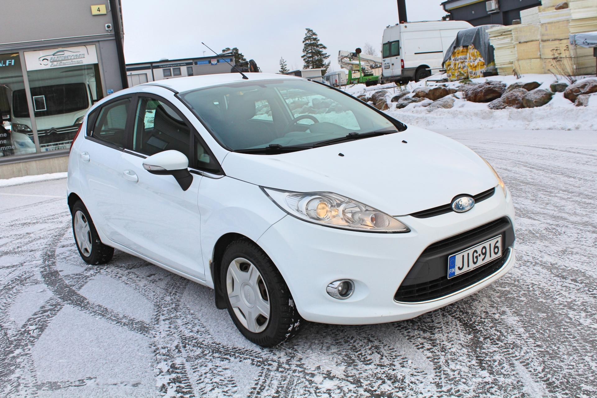 Ford Fiesta 1,4 96 hv autom 5-ov Ghia