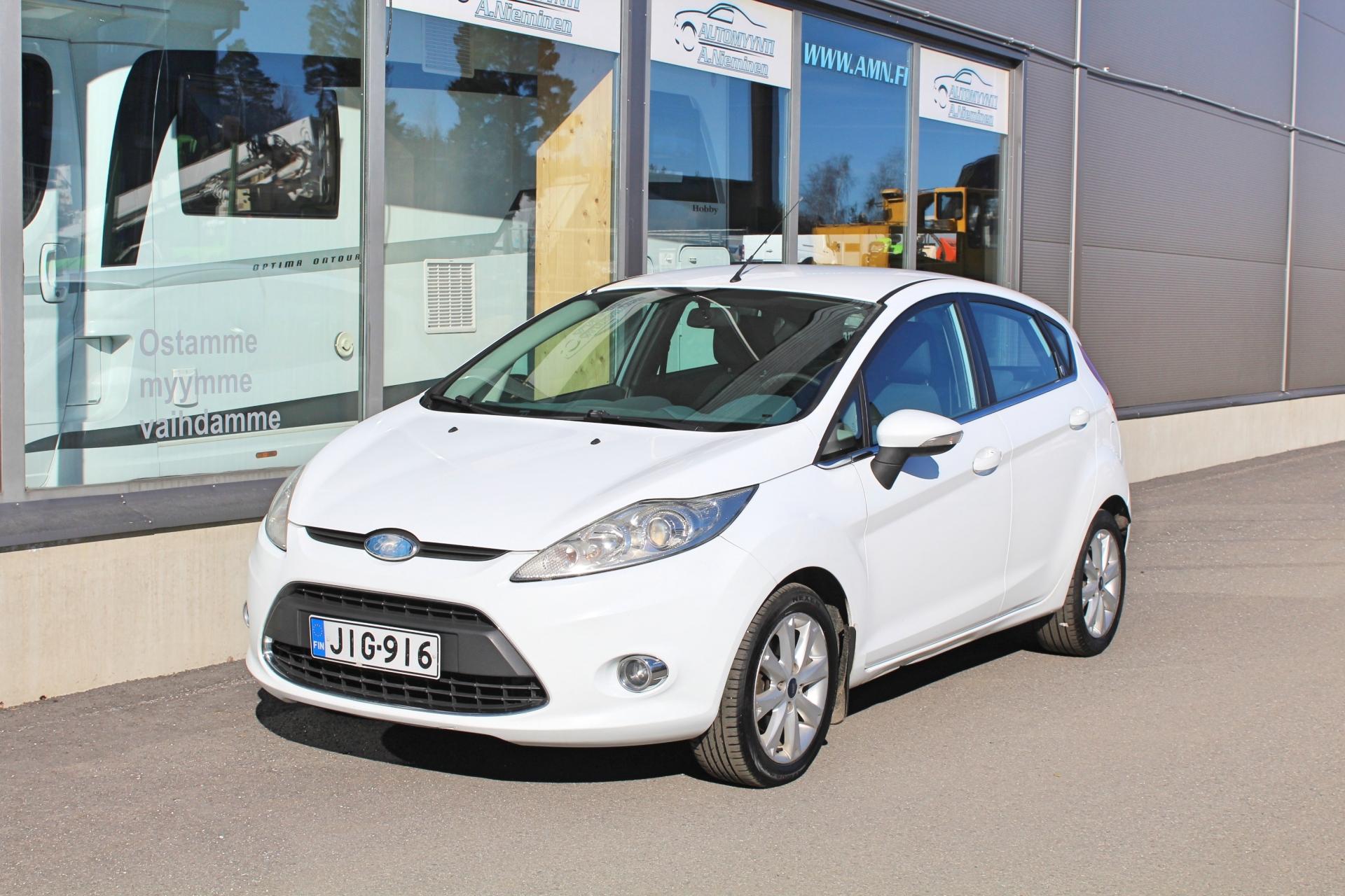 Ford Fiesta 1,4 96 hv autom 5-ov Ghia