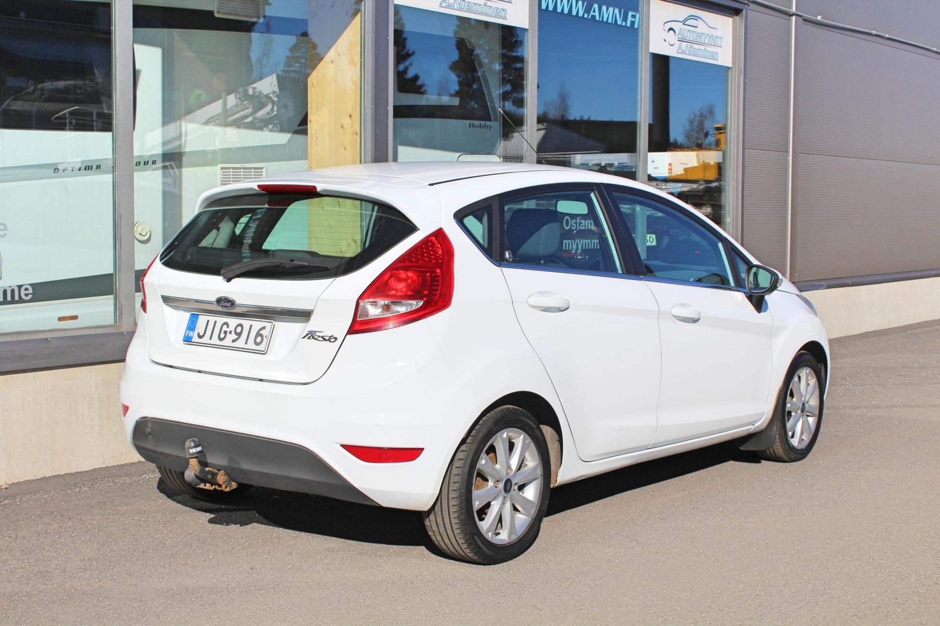 Ford Fiesta 1,4 96 hv autom 5-ov Ghia