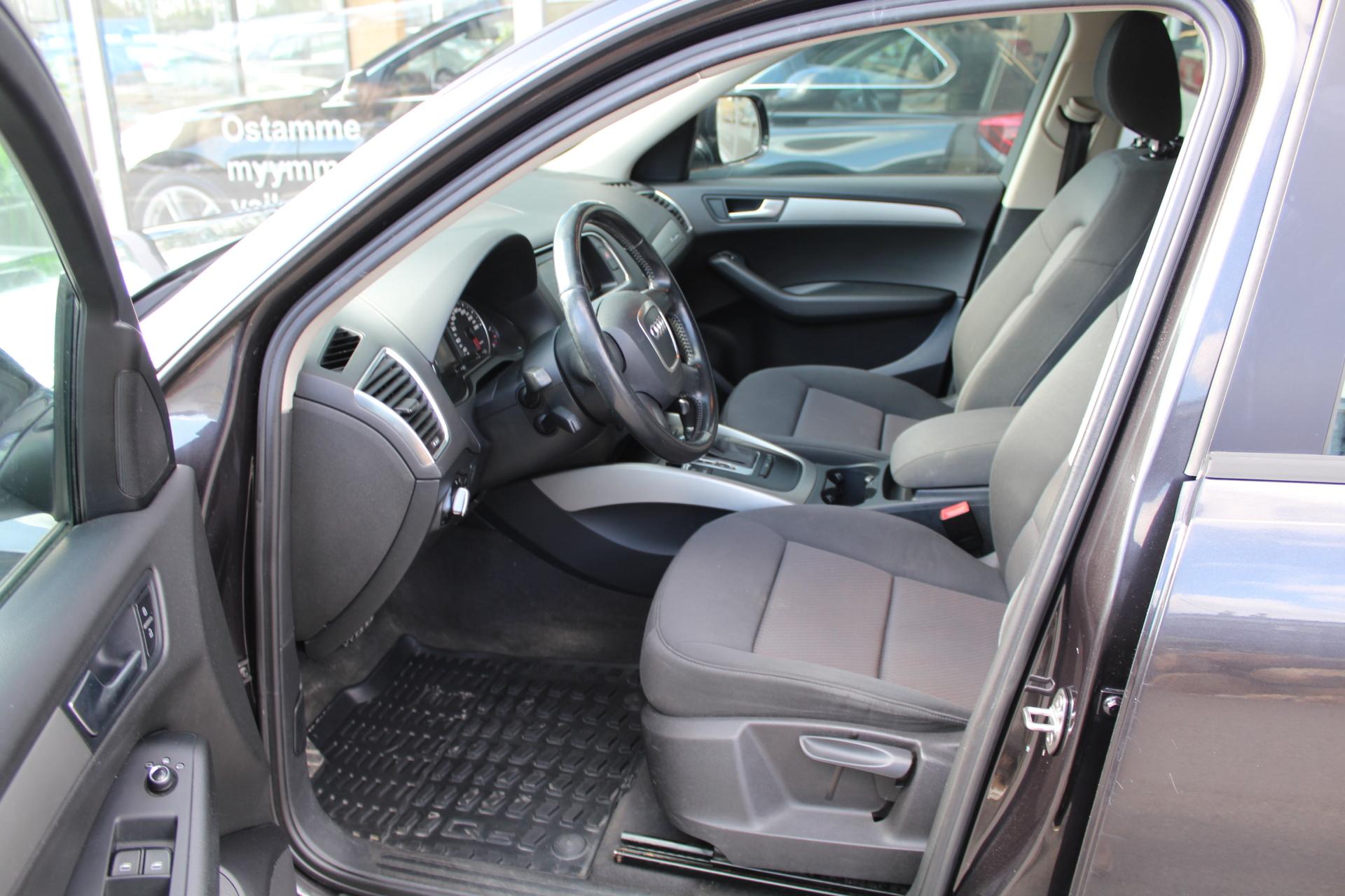 Audi Q5 2,0 TDI (DPF) S tronic Business *JUURI KATSASTETTU/VETOKOUKKU*