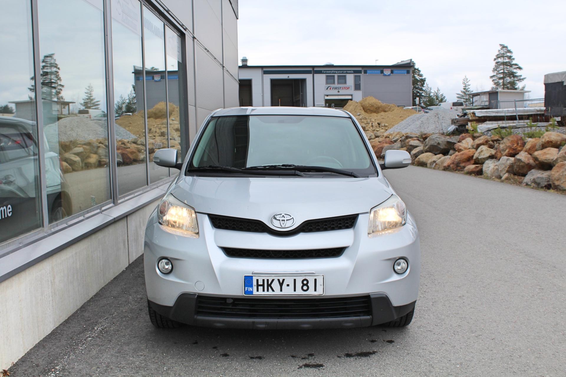 Toyota Urban Cruiser 1.4 D-4D DPF Linea Sol 