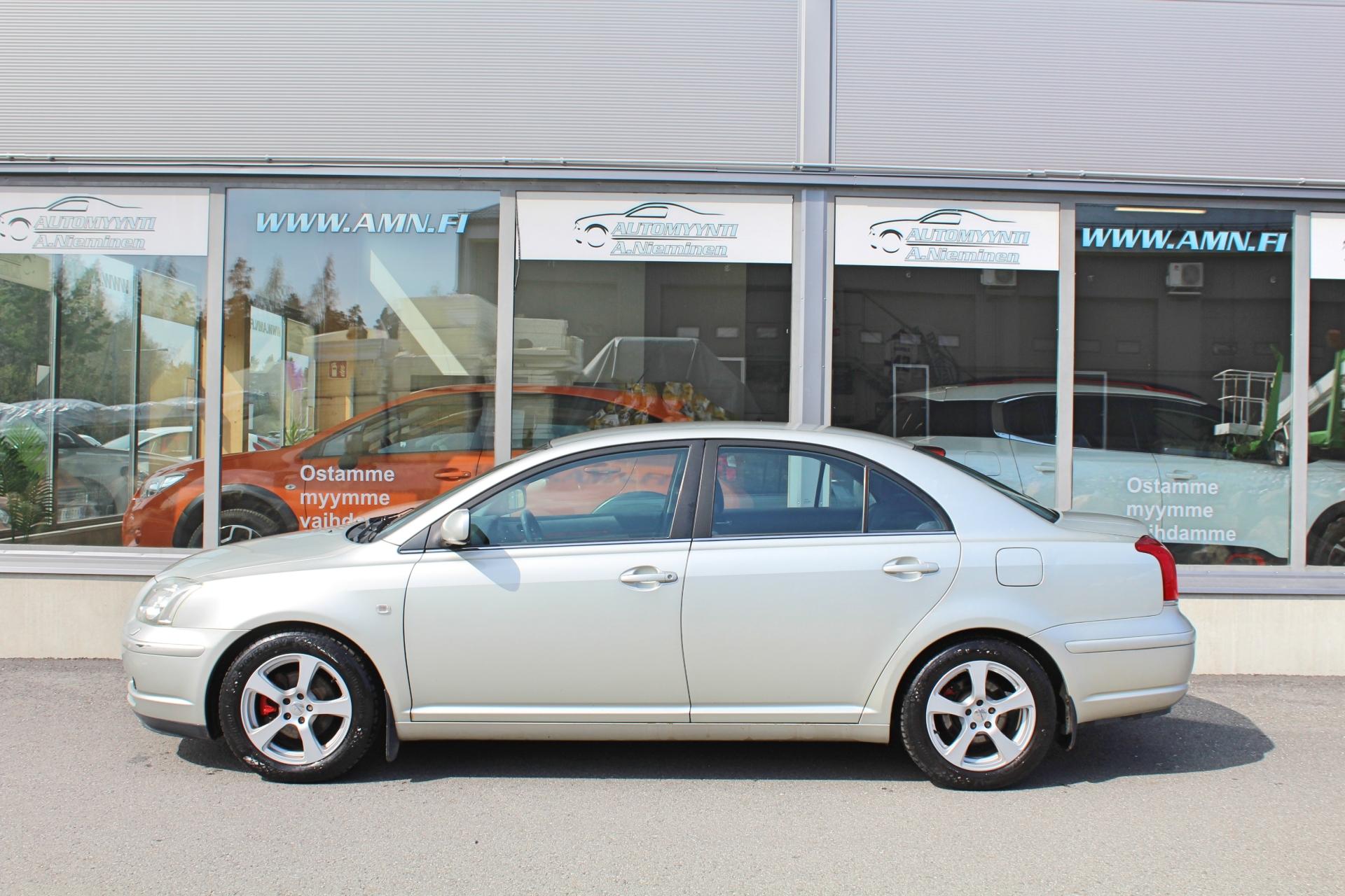 Toyota Avensis 1.8 VVT-i Linea Sol 4d Sedan *SEURAAVA KATS 3/2026*