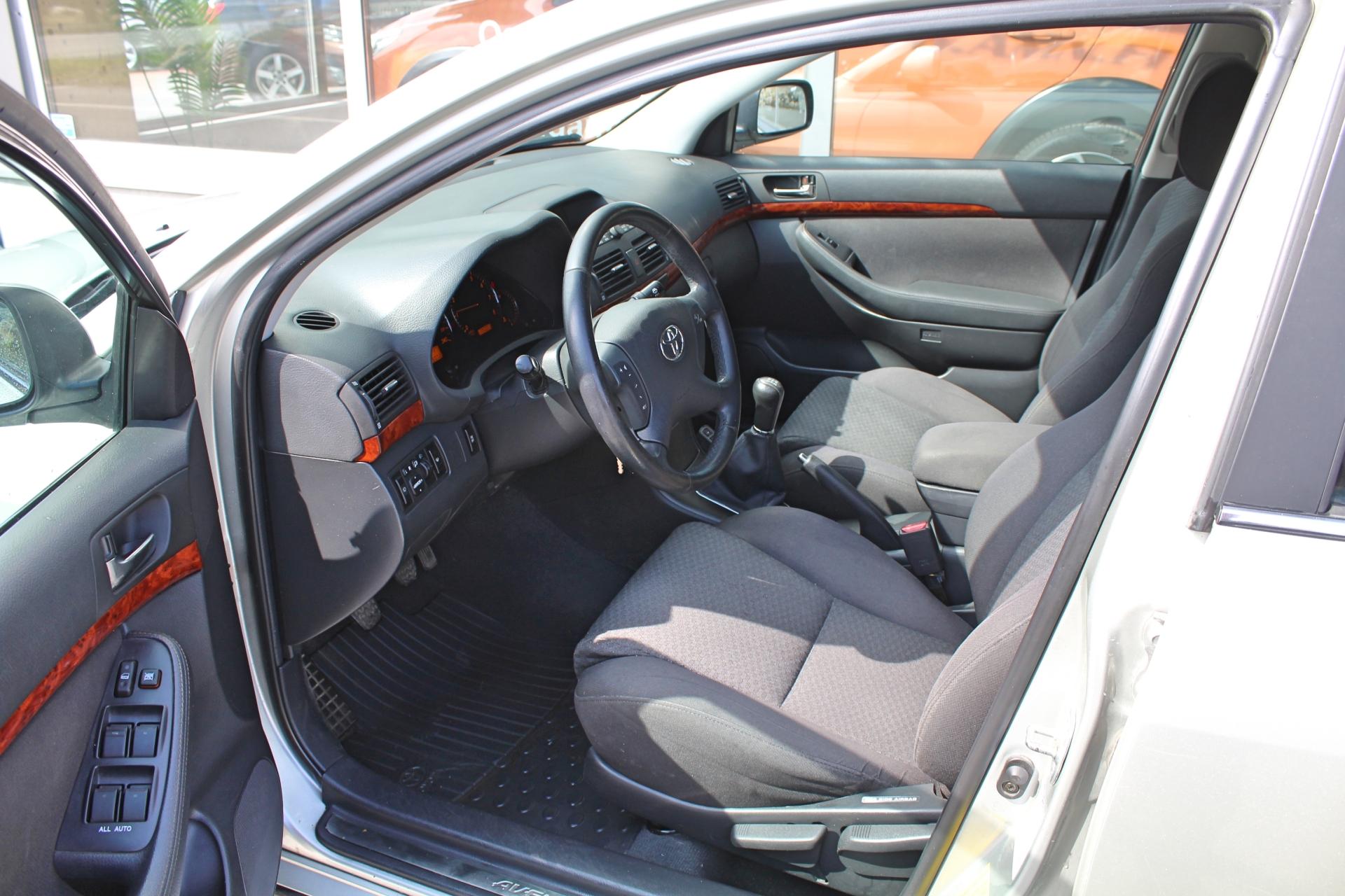 Toyota Avensis 1.8 VVT-i Linea Sol 4d Sedan *SEURAAVA KATS 3/2026*