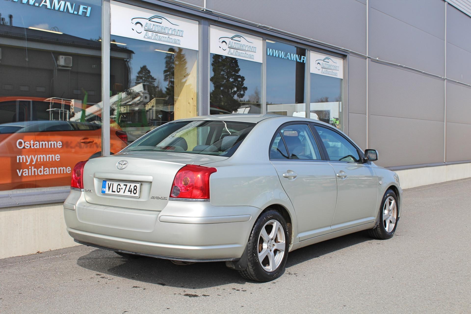 Toyota Avensis 1.8 VVT-i Linea Sol 4d Sedan *SEURAAVA KATS 3/2026*