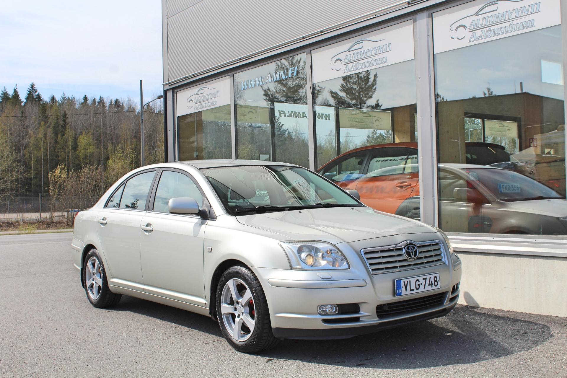 Toyota Avensis 1.8 VVT-i Linea Sol 4d Sedan *SEURAAVA KATS 3/2026*