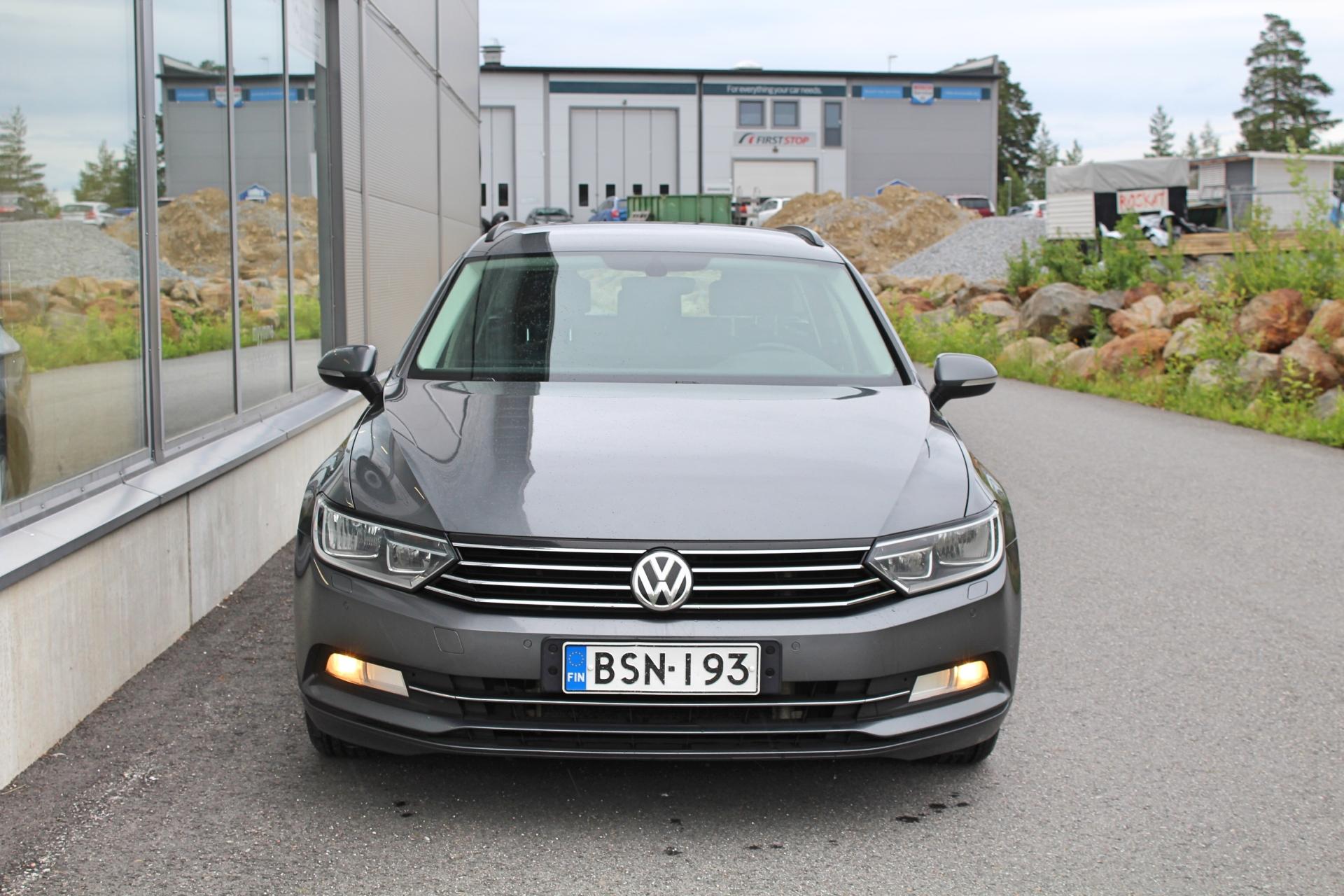 Volkswagen Passat Variant Comfortline 1.6 TDI 120 BMT DSG-aut *WEBASTO/VETOKOUKKU/ERGOPENKIT*