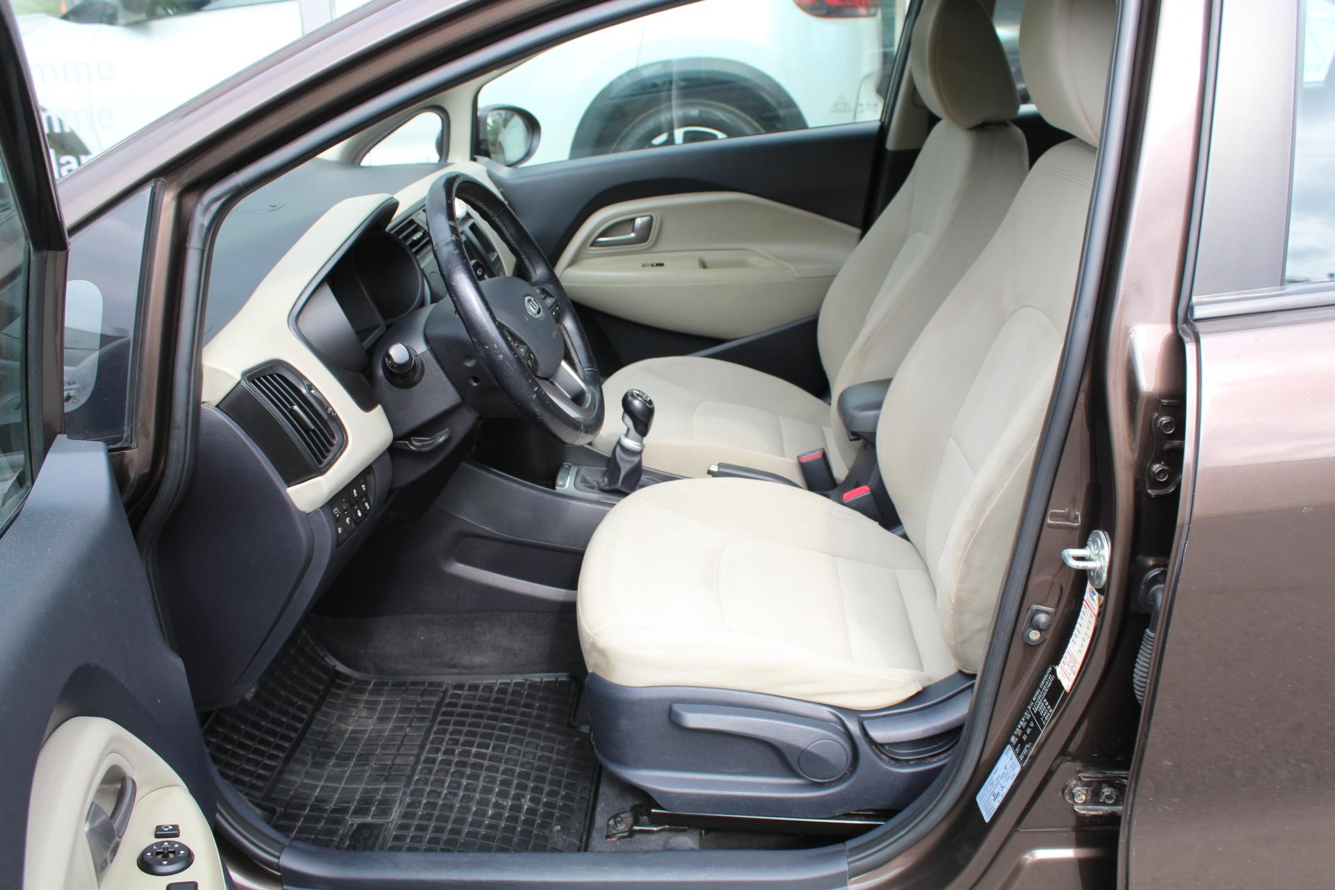 Kia Rio 1,4 ISG EX EcoDynamics *JUURI KATSASTETTU/BLUETOOTH AUDIO/P-TUTKA*