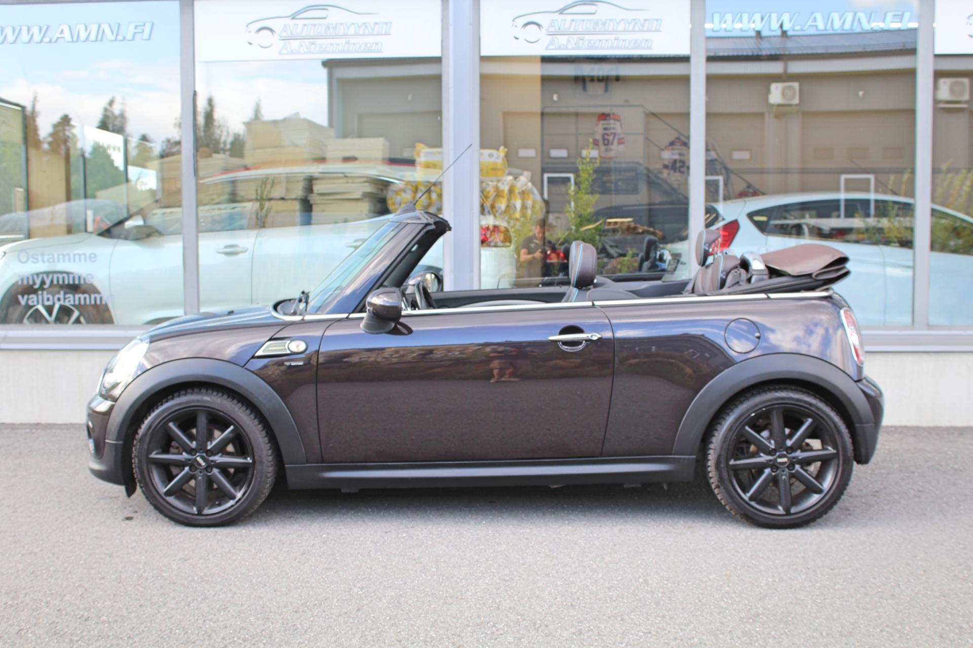 Mini Cooper 1,6 R57 Cabrio Highgate *NAVI/XENON/H&K/TUTKAT/NAHAT*