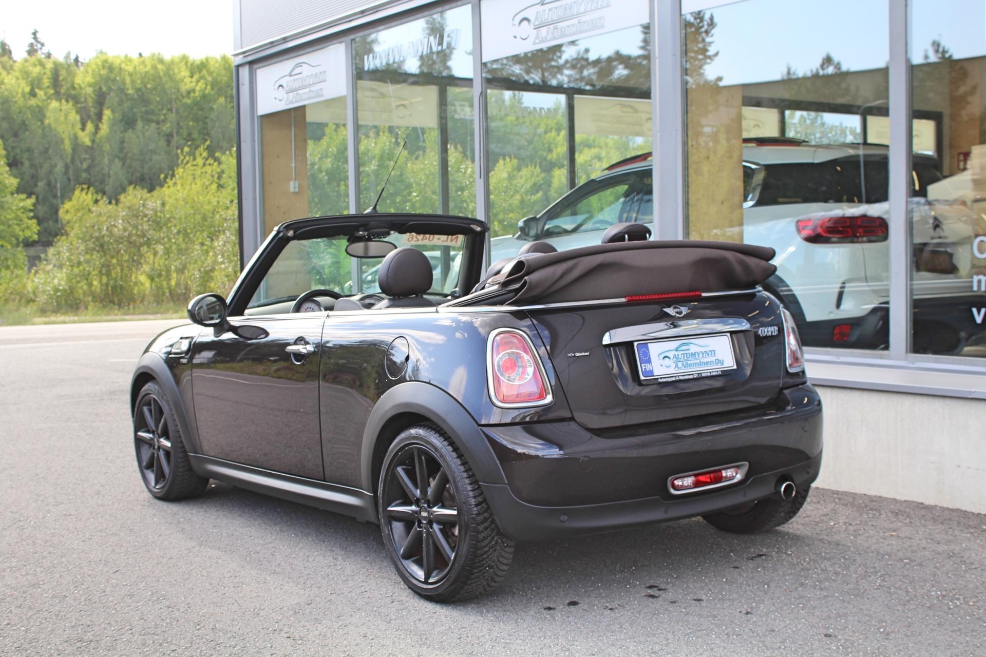 Mini Cooper 1,6 R57 Cabrio Highgate *NAVI/XENON/H&K/TUTKAT/NAHAT*