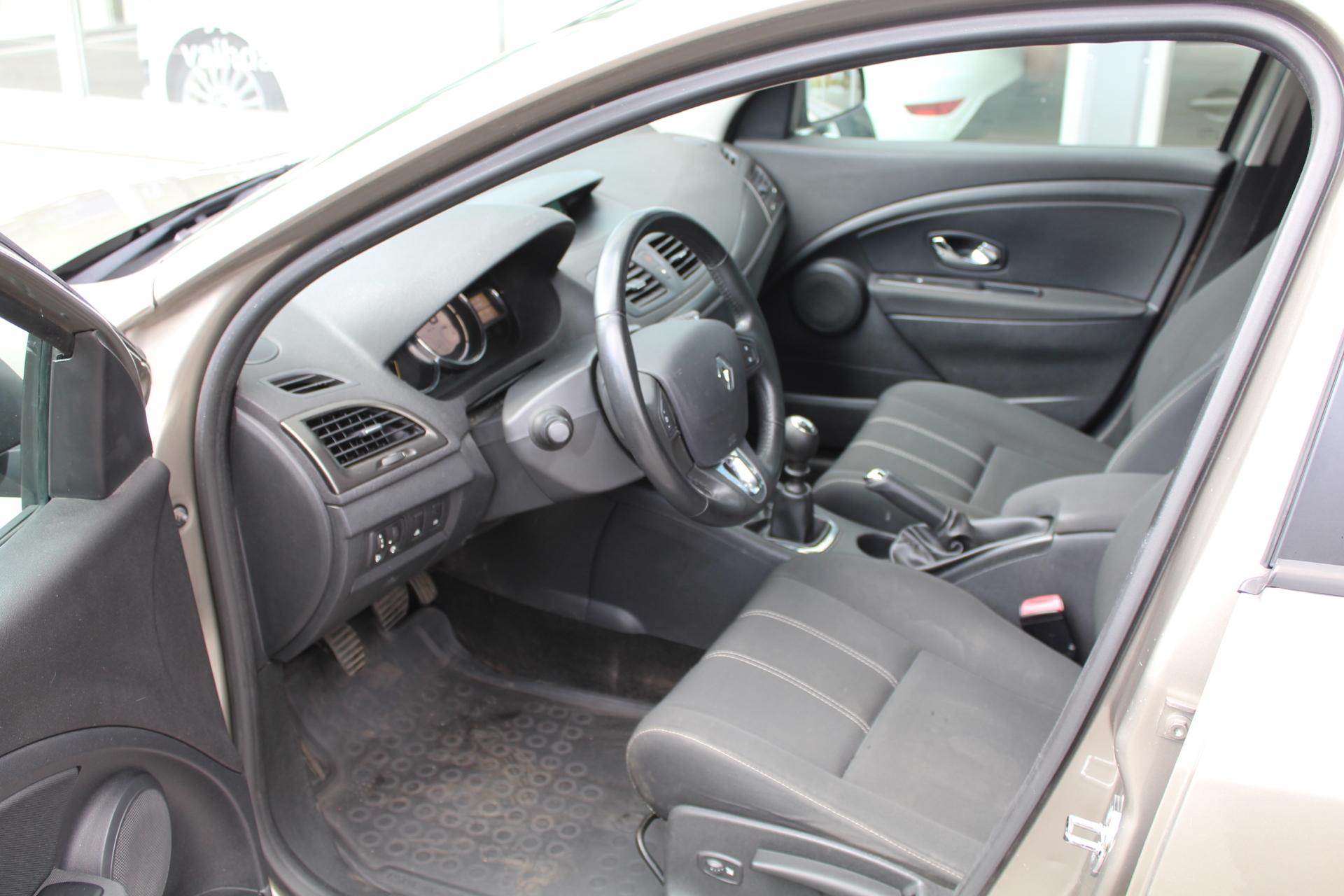 Renault Megane Sport Tourer Energy TCe 115 6MT S&S Expression