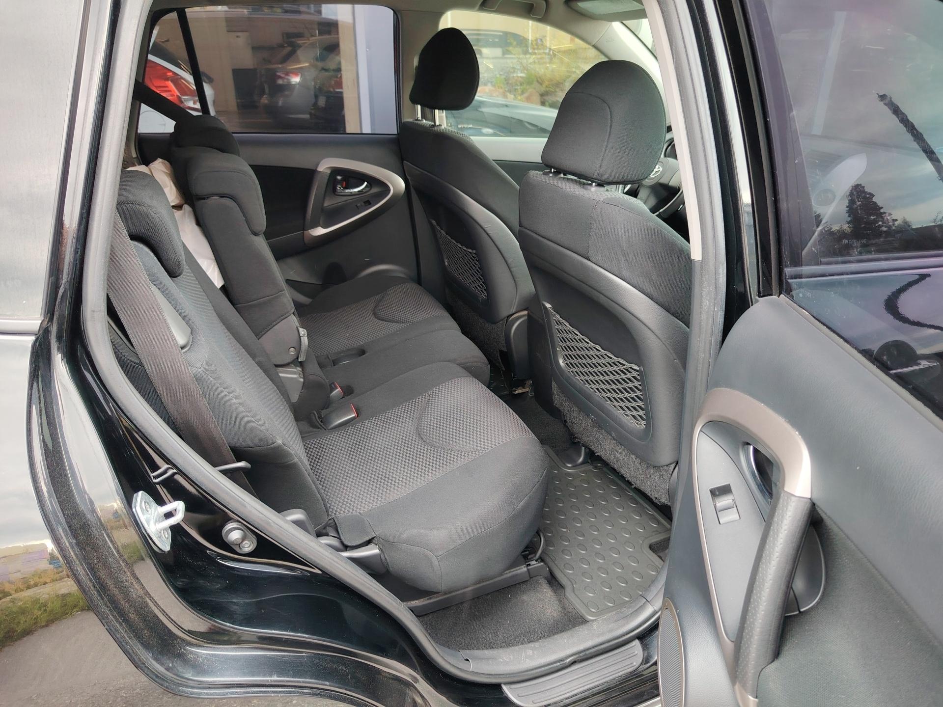 Toyota RAV4 2,0 VVT-i 4WD Luxury 