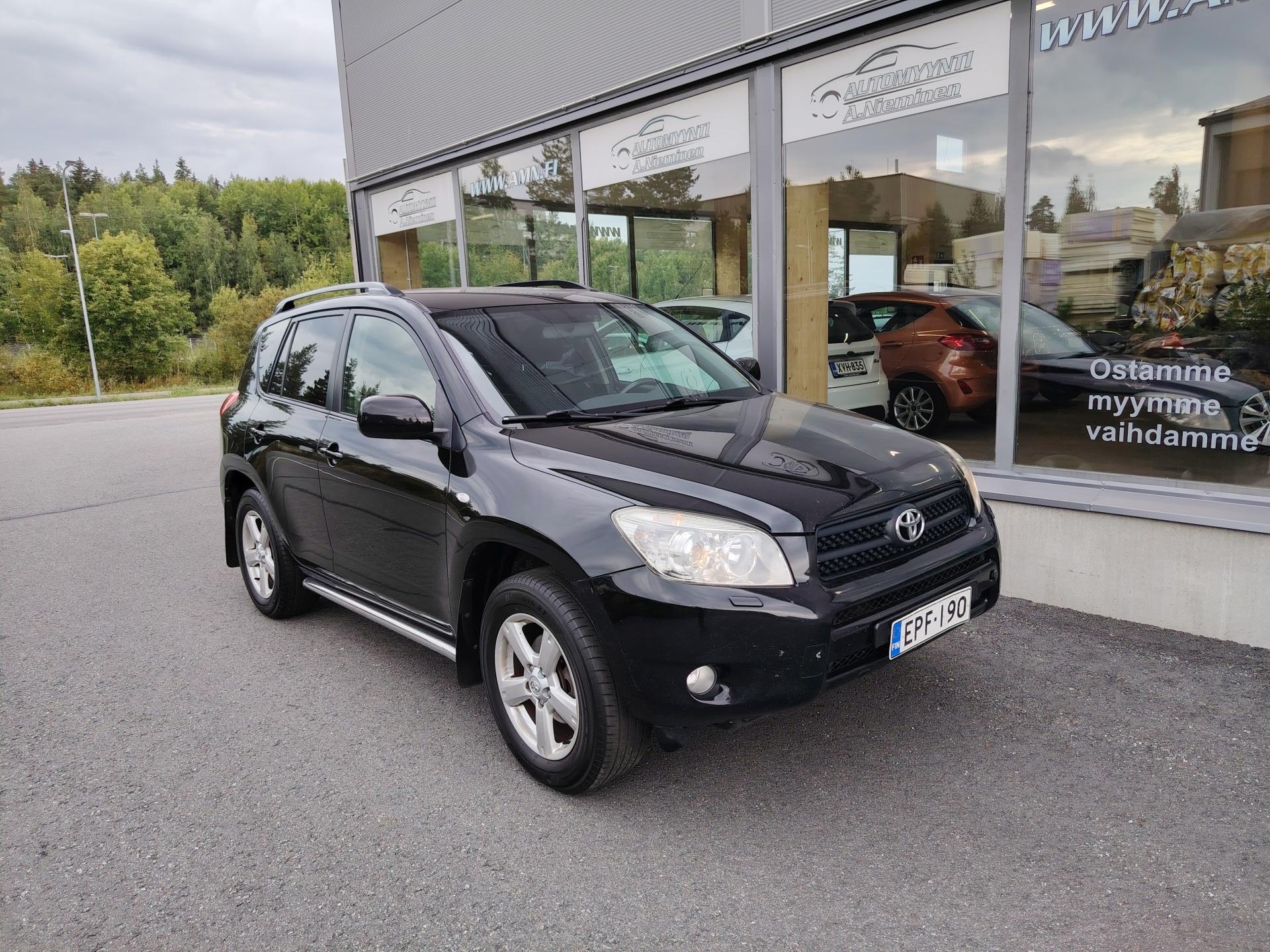 Toyota RAV4 2,0 VVT-i 4WD Luxury 