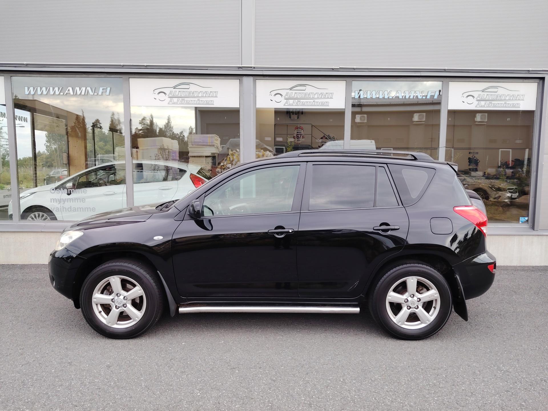 Toyota RAV4 2,0 VVT-i 4WD Luxury 
