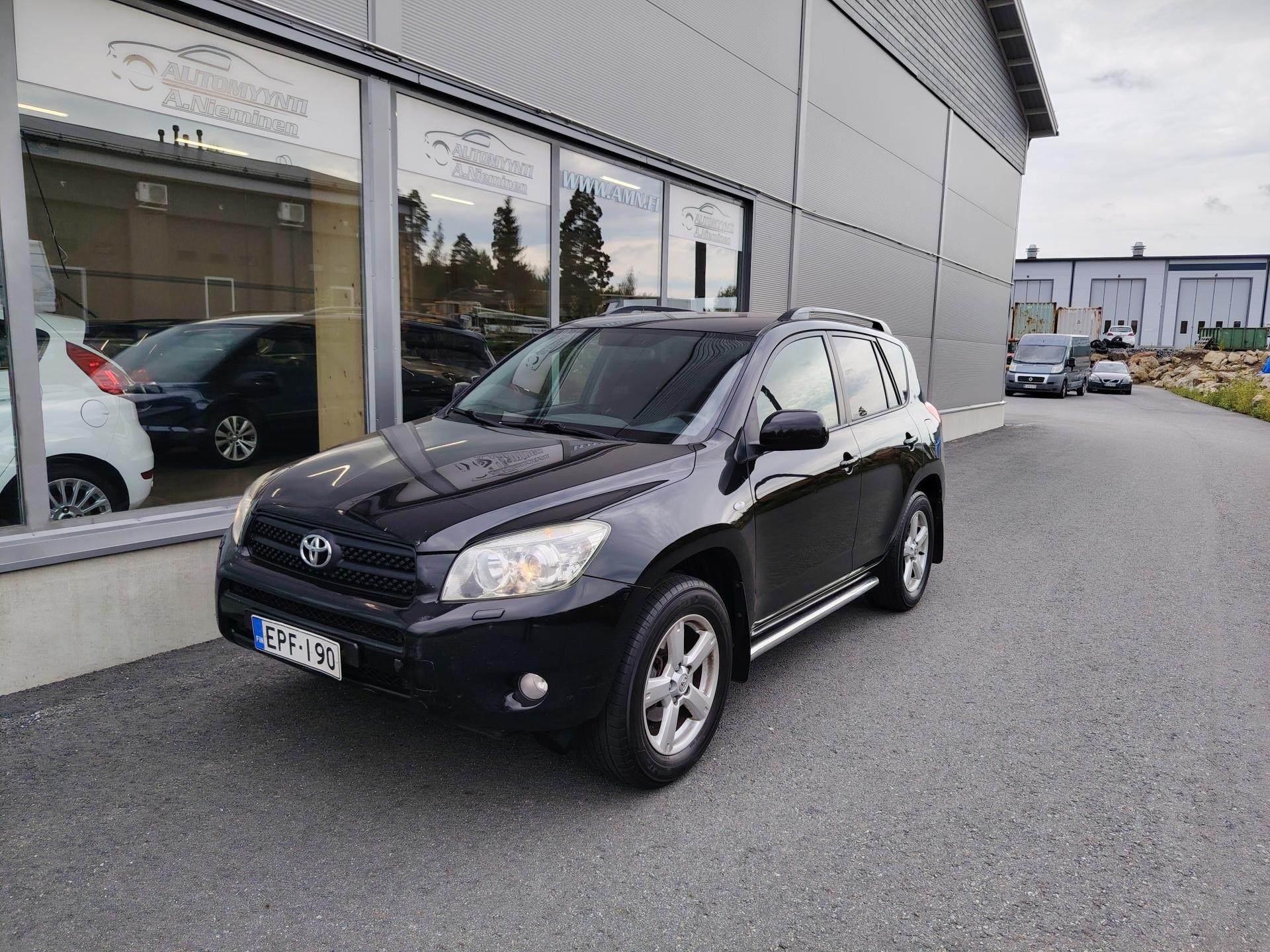 Toyota RAV4 2,0 VVT-i 4WD Luxury 