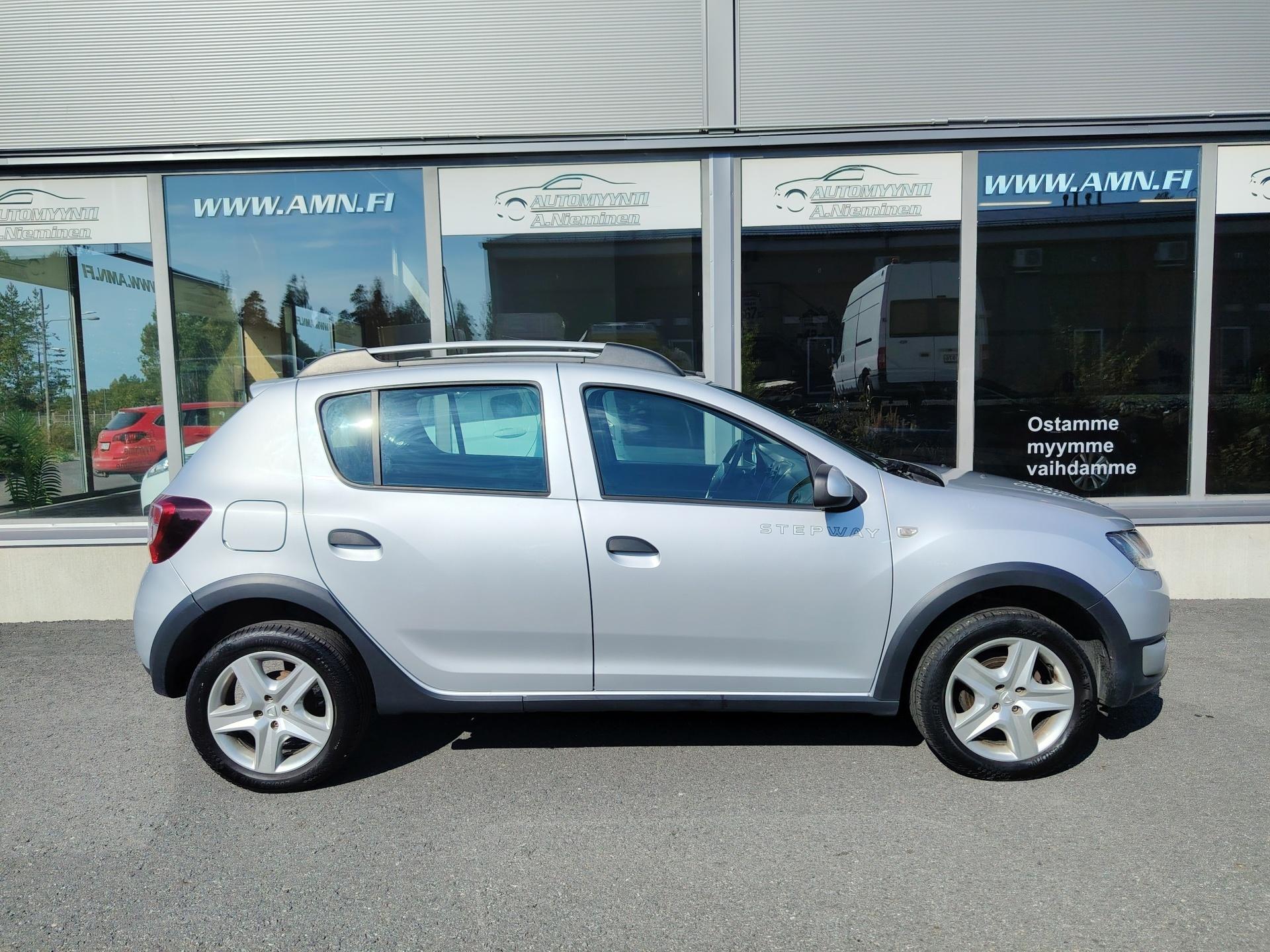 Dacia Sandero Stepway TCe 90 Prestige *JUURI HUOLLETTU JA KATSASTETTU*