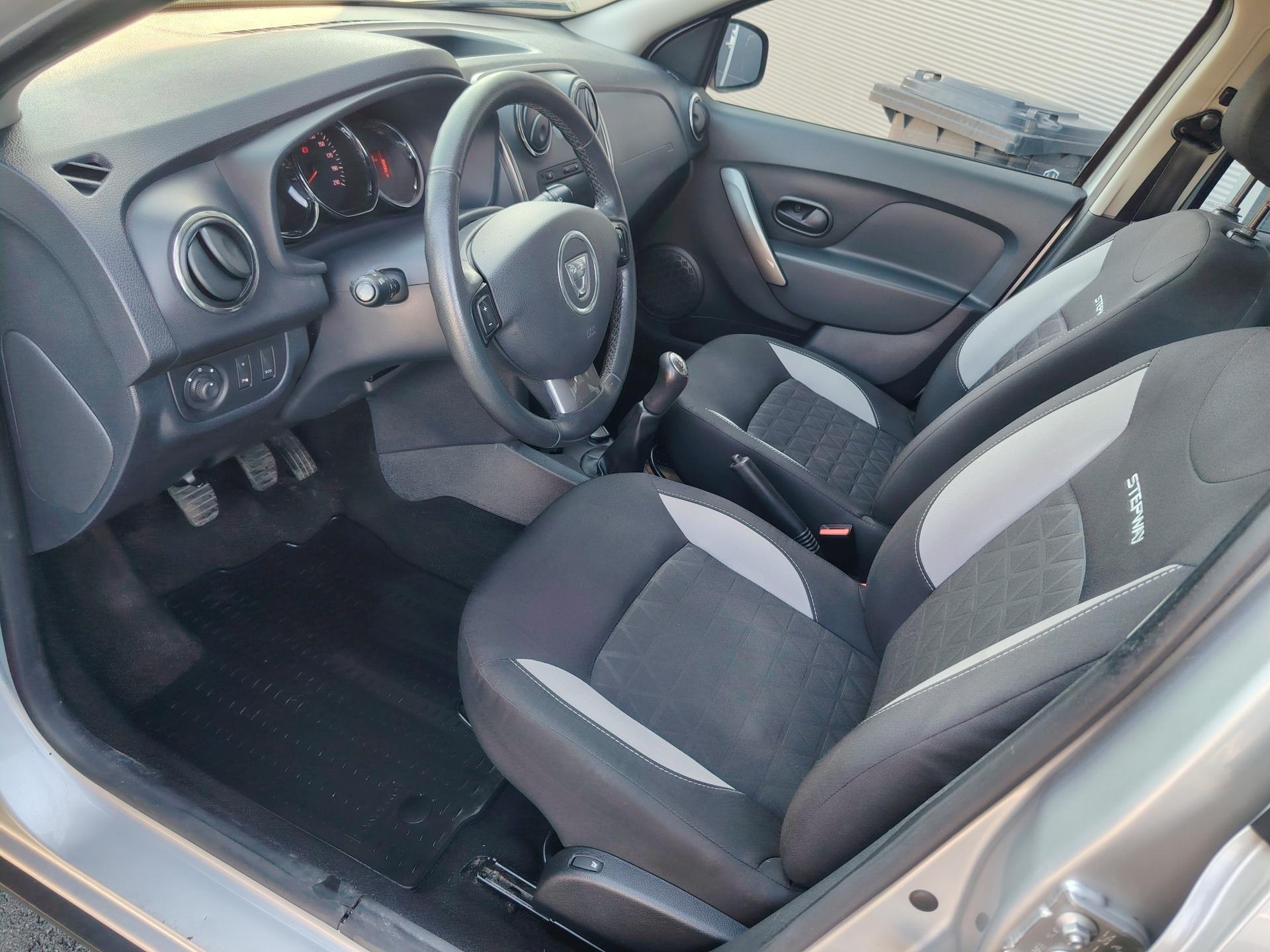 Dacia Sandero Stepway TCe 90 Prestige *JUURI HUOLLETTU JA KATSASTETTU*