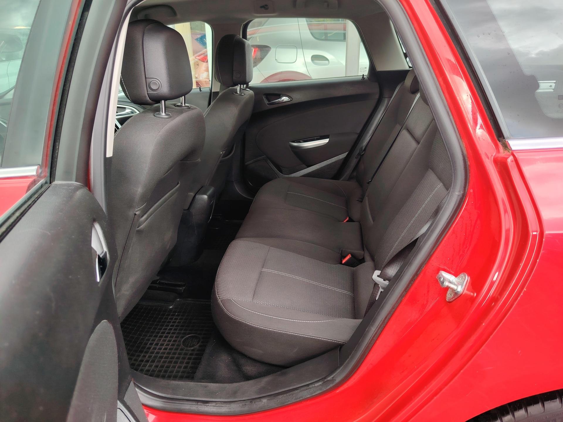 Opel Astra Sport Tourer Sport Summer Edition 1.4 Turbo ecoFlex 103kw MT6