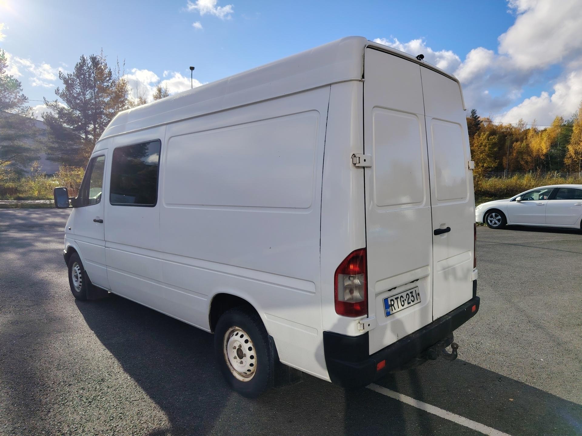 Mercedes-Benz Sprinter 316 CDI Jatko-ohjaamo 2+4 hengen. 