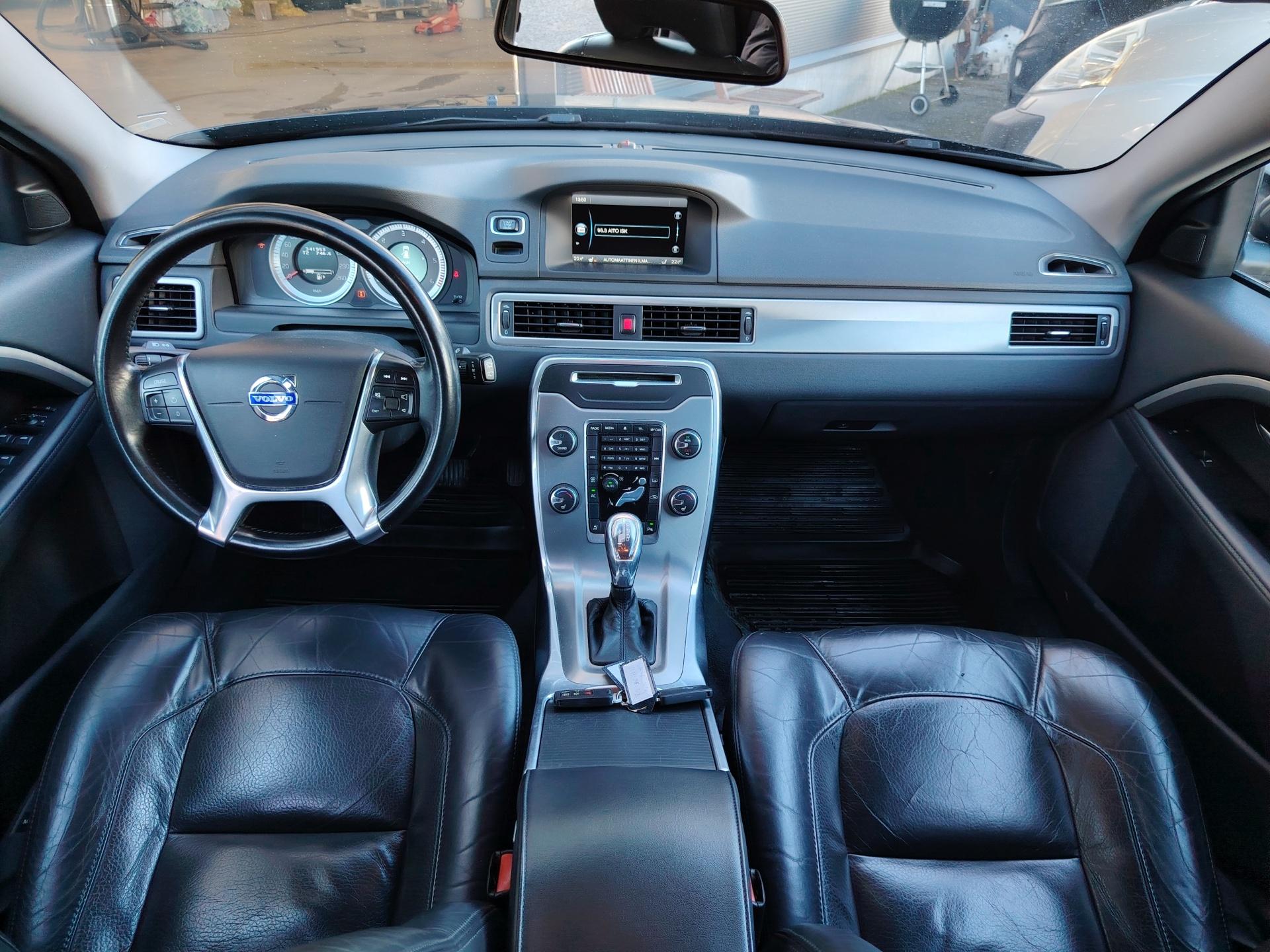 Volvo V70 D3 Aut Summum Edition Business *SIISTI SUOMIAUTO VOLVON 5-SYL MOOTTORILLA*