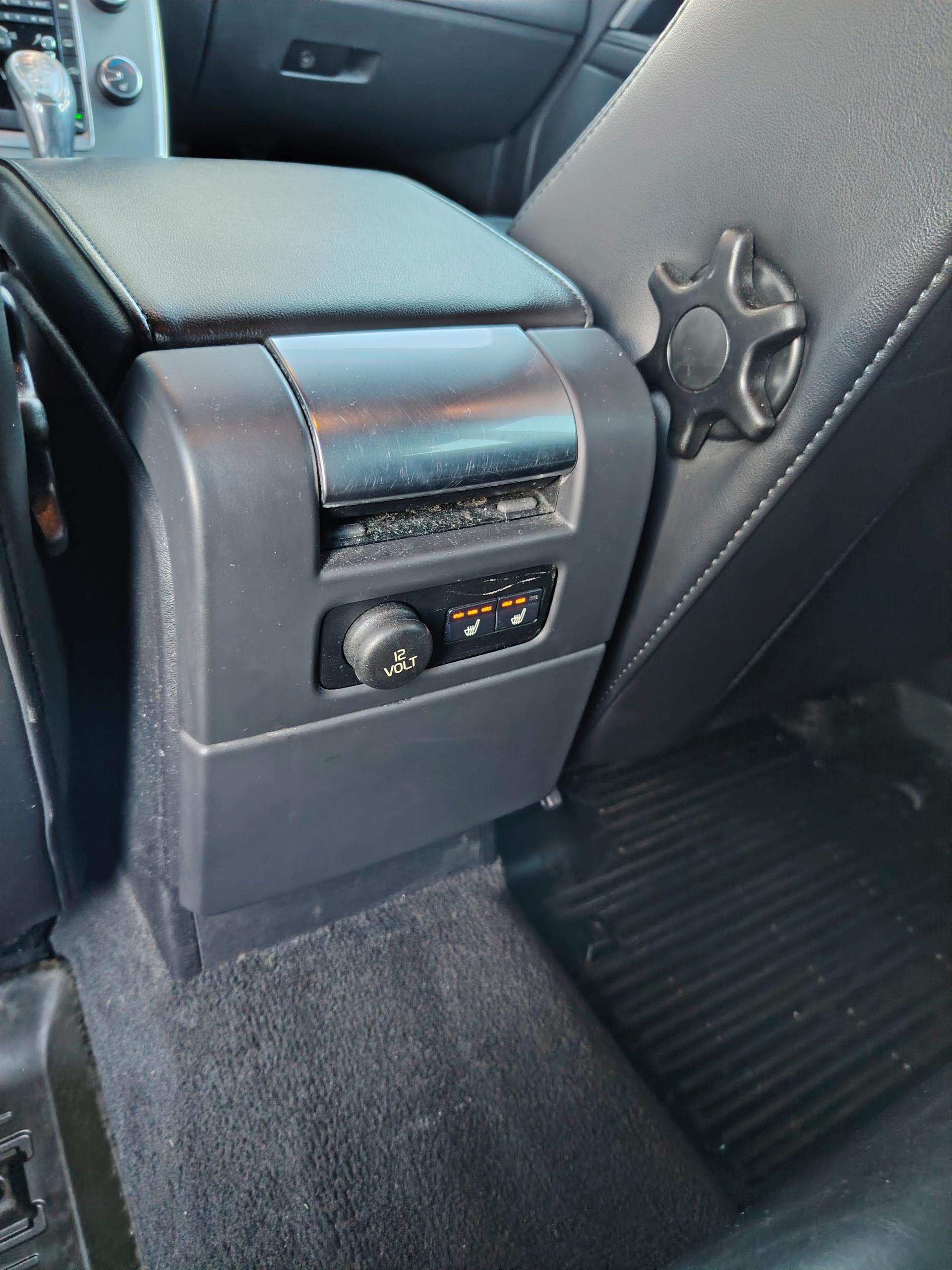 Volvo V70 D3 Aut Summum Edition Business *SIISTI SUOMIAUTO VOLVON 5-SYL MOOTTORILLA*