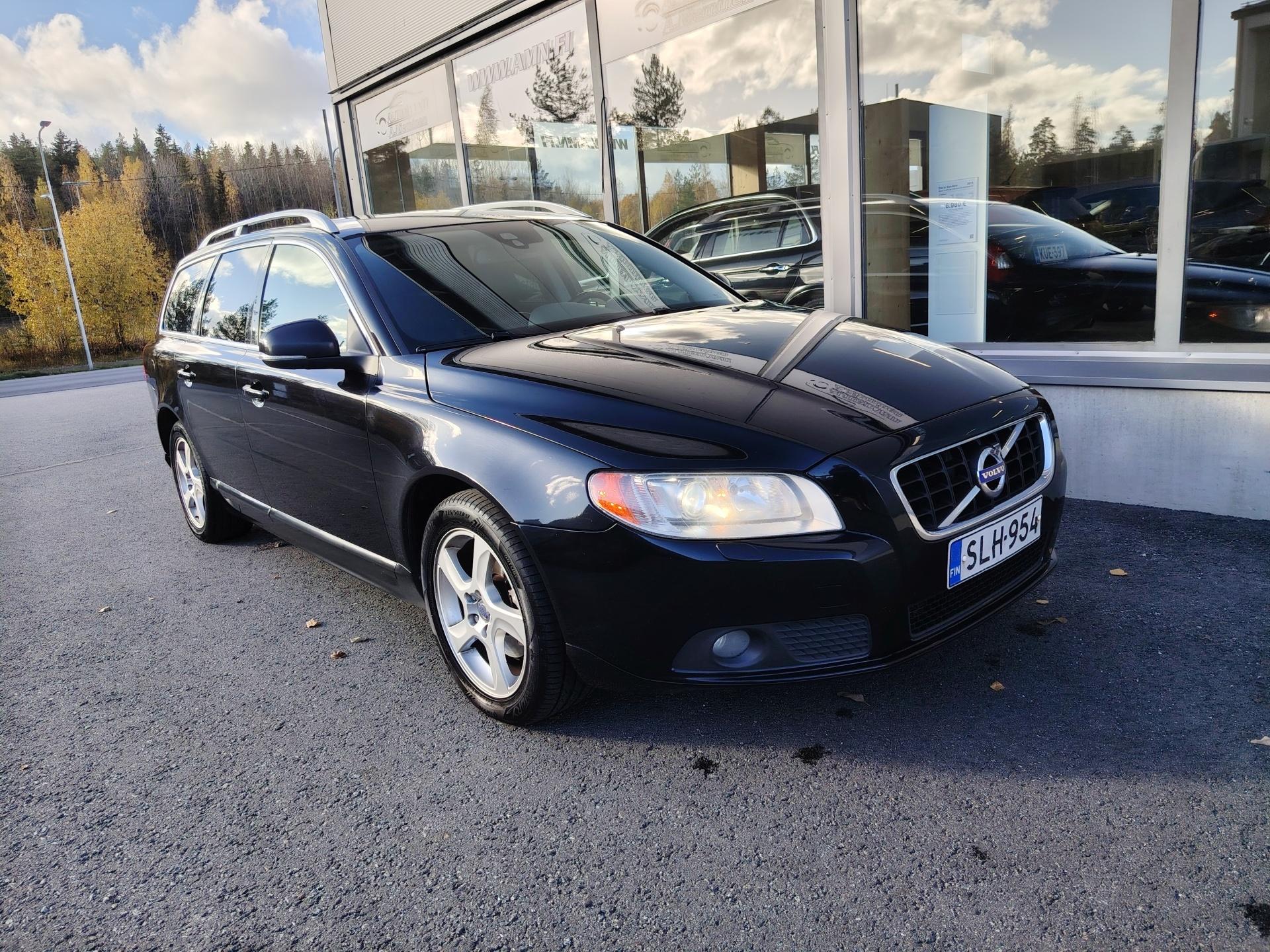 Volvo V70 D3 Aut Summum Edition Business *SIISTI SUOMIAUTO VOLVON 5-SYL MOOTTORILLA*