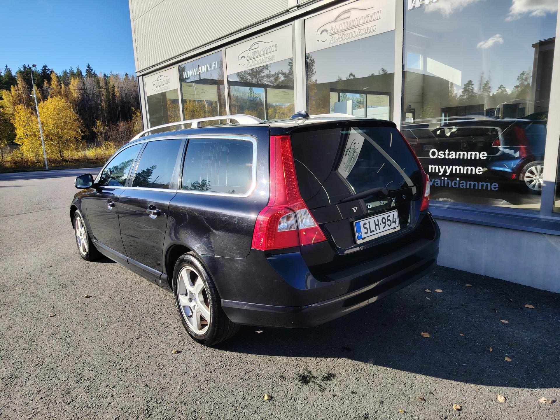 Volvo V70 D3 Aut Summum Edition Business *SIISTI SUOMIAUTO VOLVON 5-SYL MOOTTORILLA*