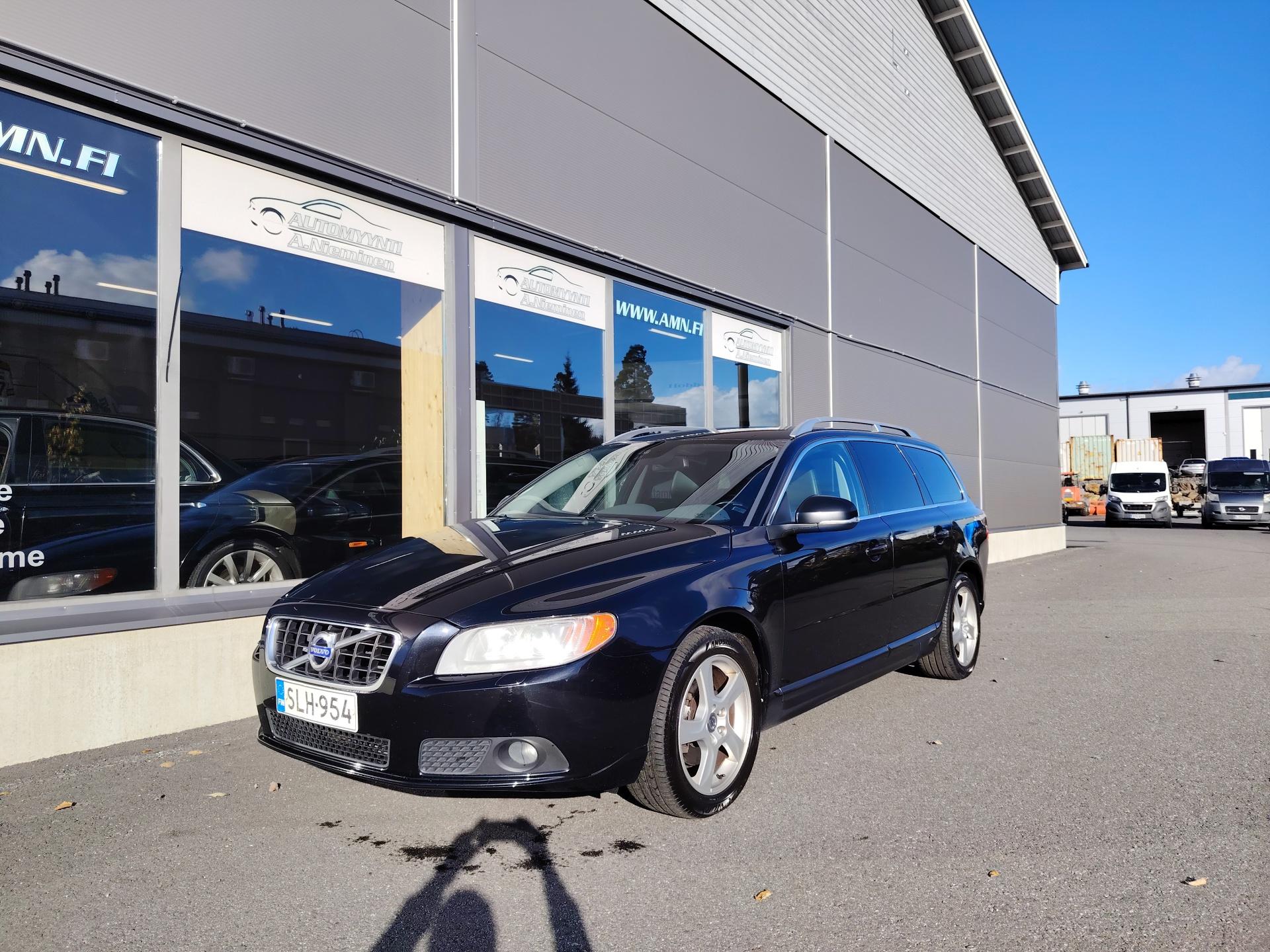 Volvo V70 D3 Aut Summum Edition Business *SIISTI SUOMIAUTO VOLVON 5-SYL MOOTTORILLA*