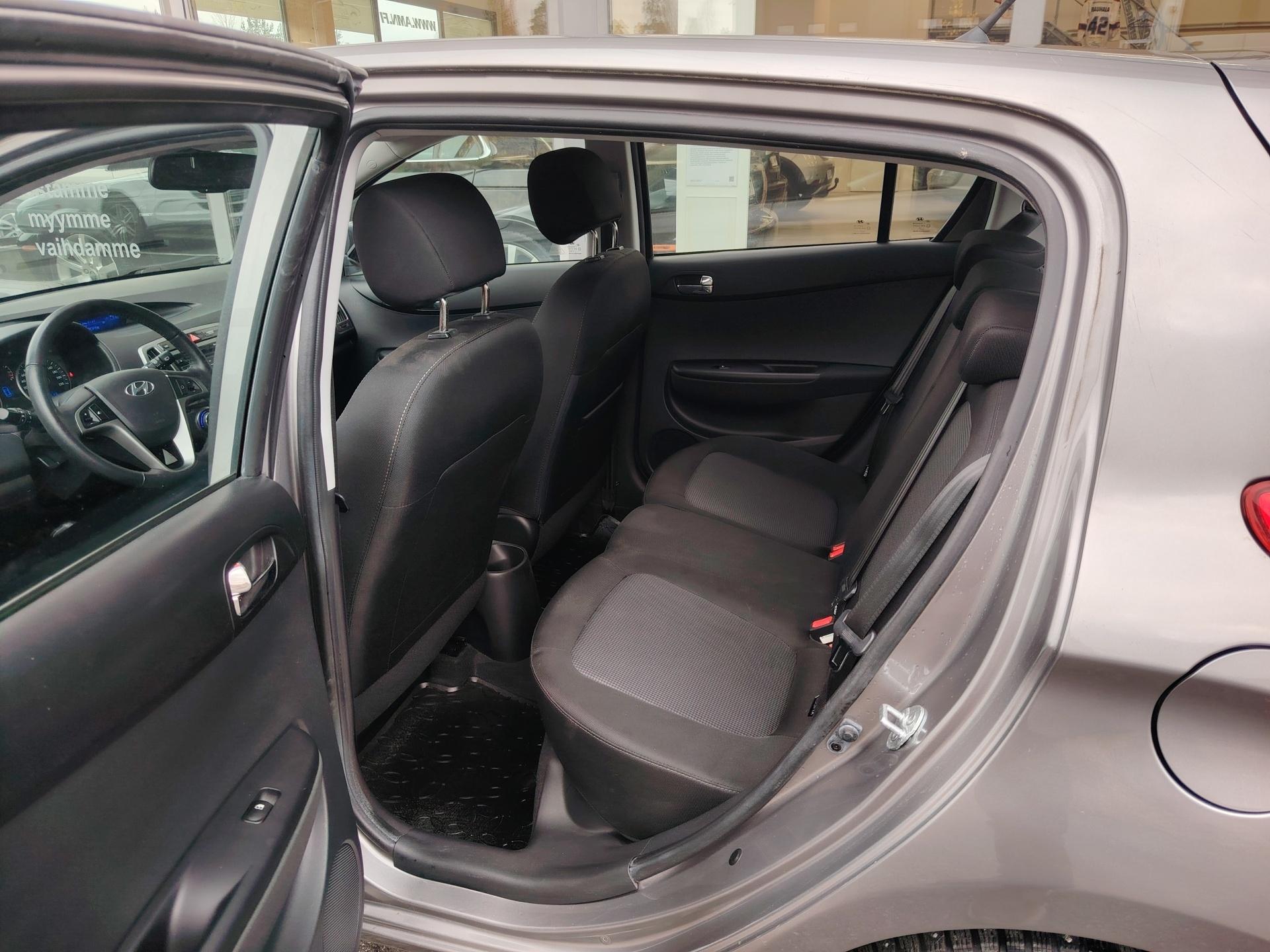 Hyundai i20 1.4 74kw Aut Comfort *1-OMISTEINEN SUOMIAUTO*