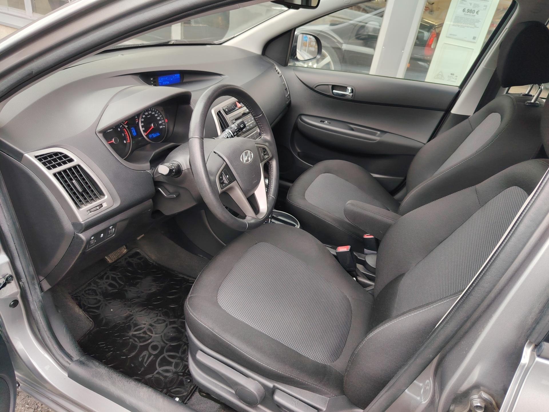 Hyundai i20 1.4 74kw Aut Comfort *1-OMISTEINEN SUOMIAUTO*