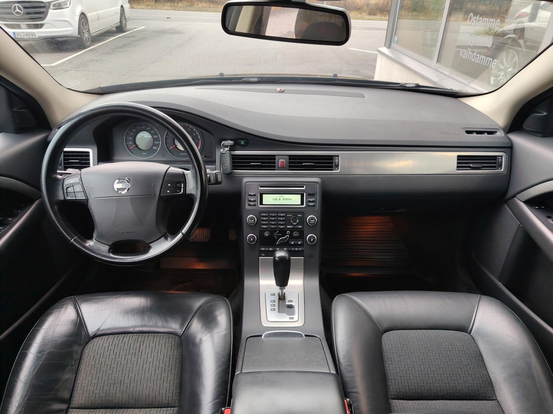 Volvo V70 2,0F Momentum Aut