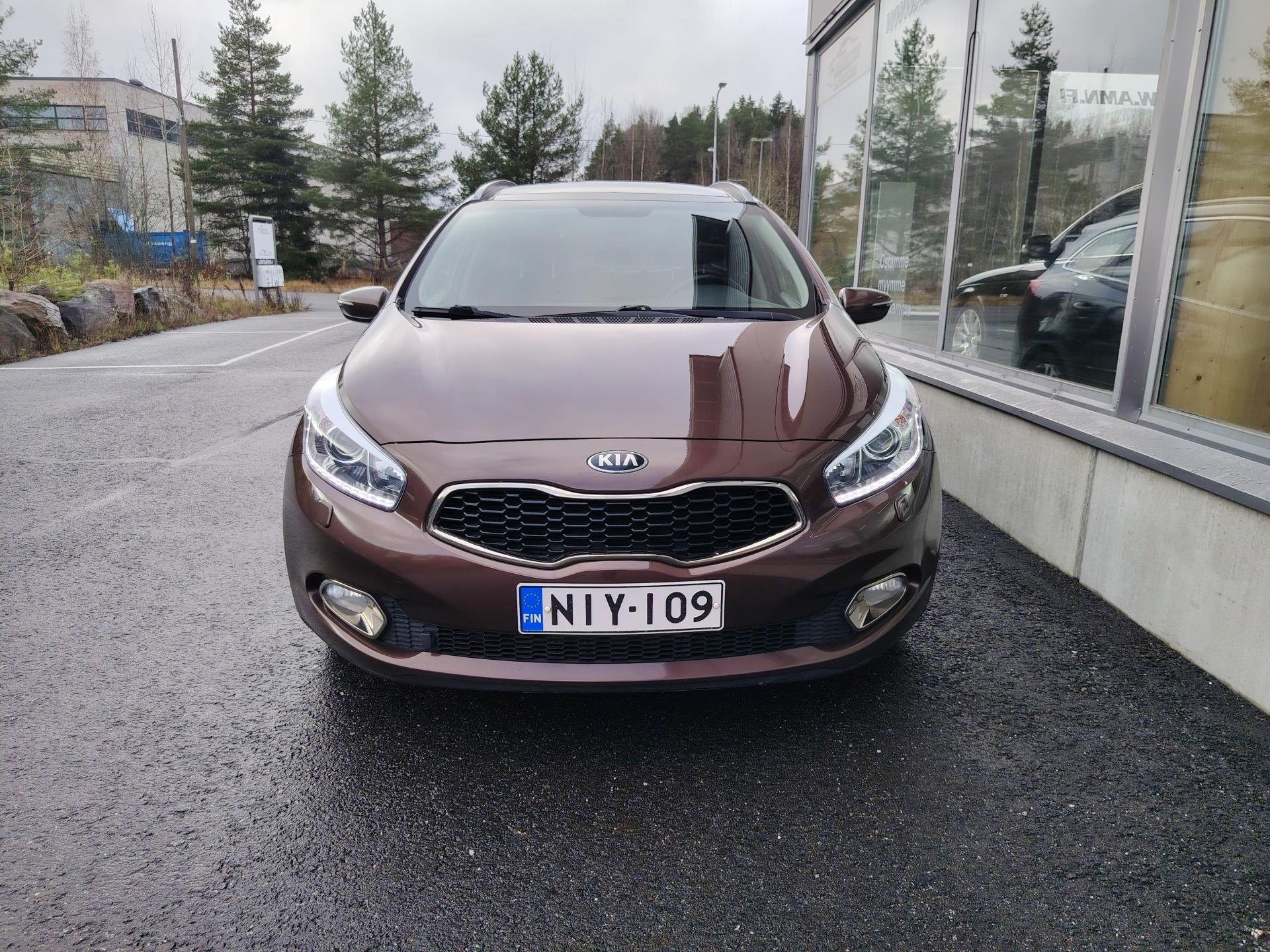 Kia Ceed 1,6 TX SW Aut *PANORAMALASIKATTO/VETOKOUKKU/XENON*