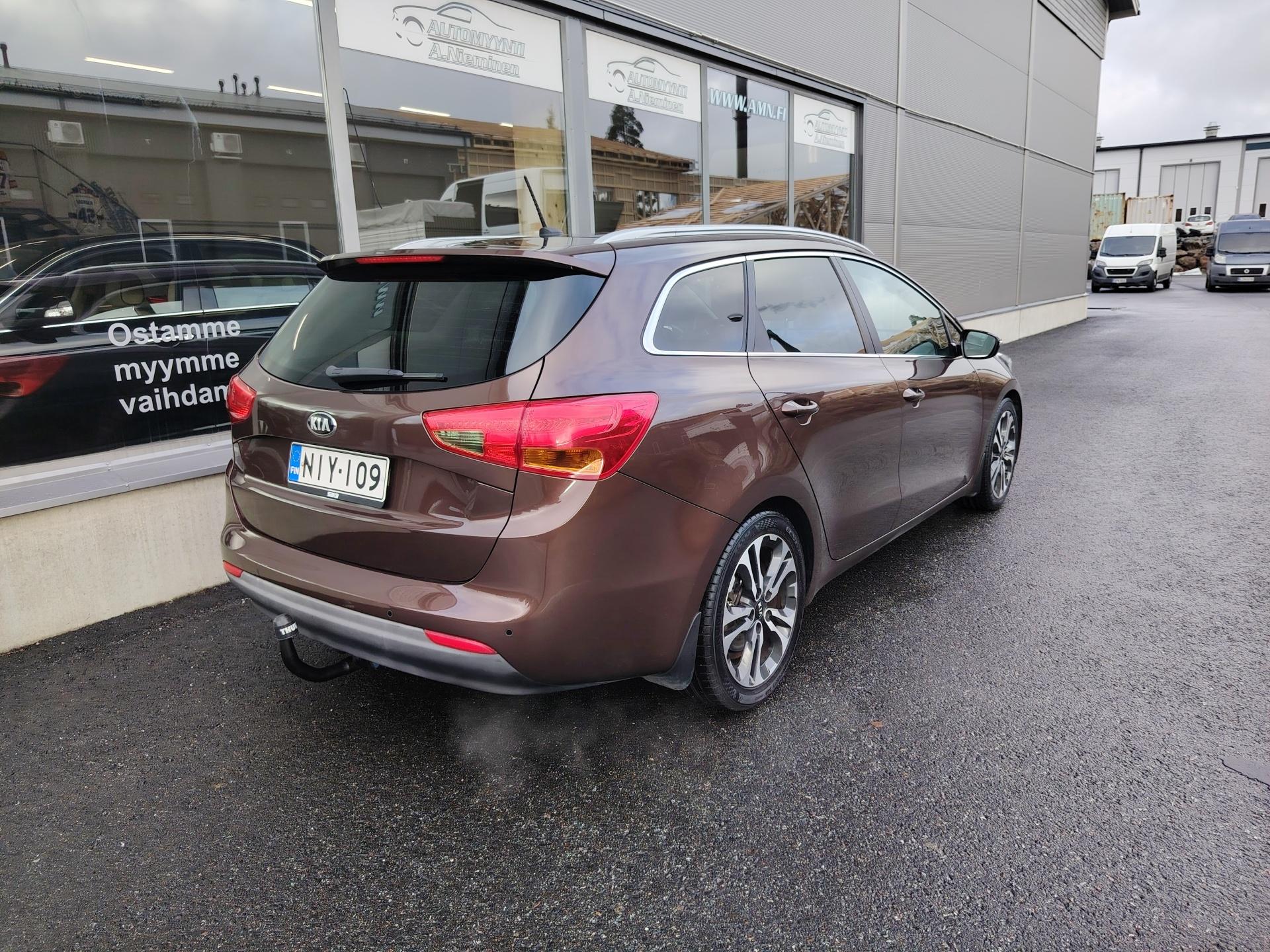 Kia Ceed 1,6 TX SW Aut *PANORAMALASIKATTO/VETOKOUKKU/XENON*