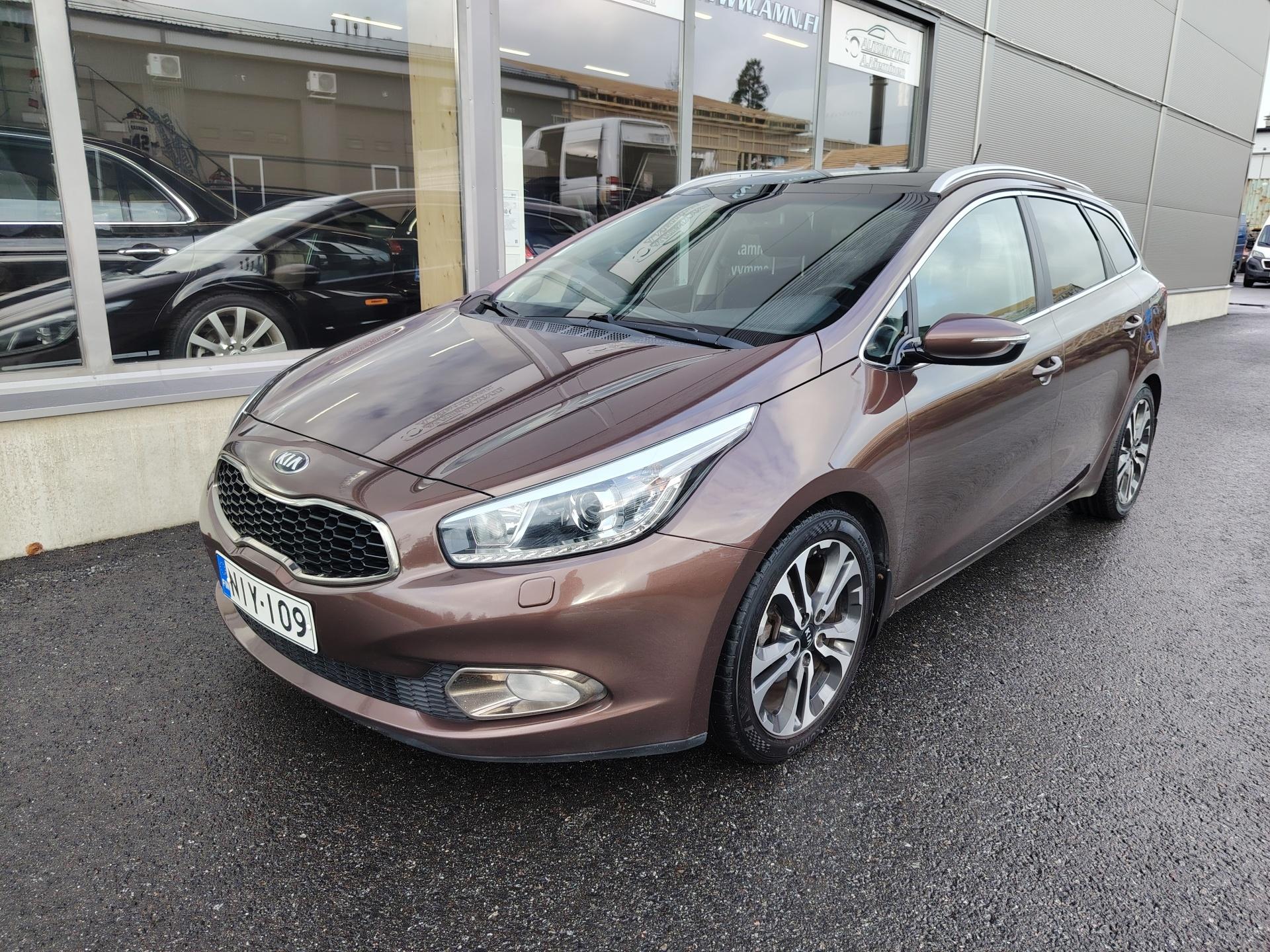 Kia Ceed 1,6 TX SW Aut *PANORAMALASIKATTO/VETOKOUKKU/XENON*