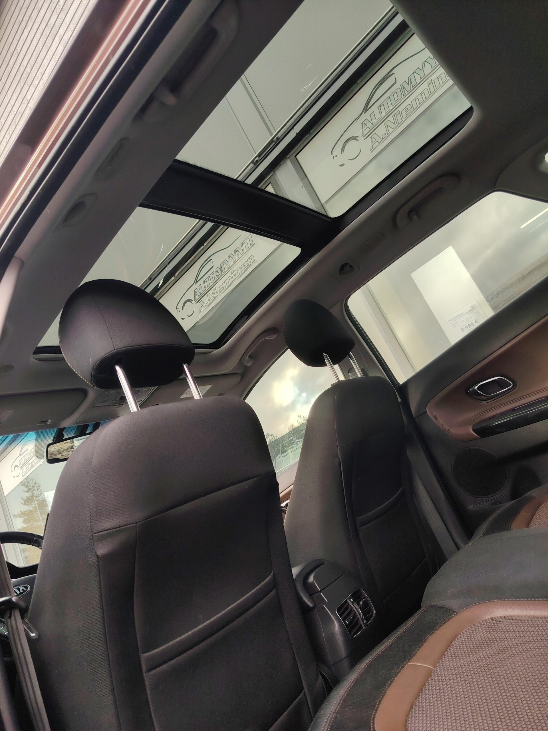 Kia Ceed 1,6 TX SW Aut *PANORAMALASIKATTO/VETOKOUKKU/XENON*