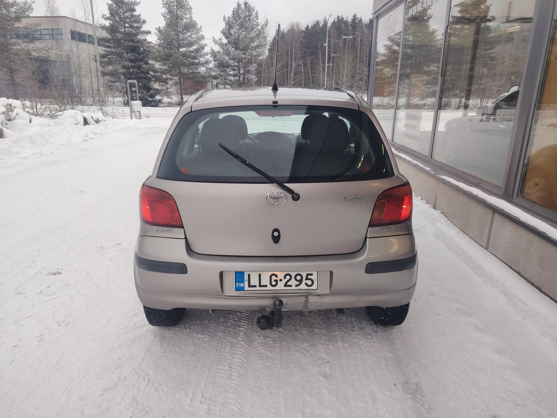 Toyota Yaris 1,3 VVT-i Linea Terra 3d *LUOTETTAVA KÄYTTÖAUTO OSAMAKSULLA ALK 69€/kk*