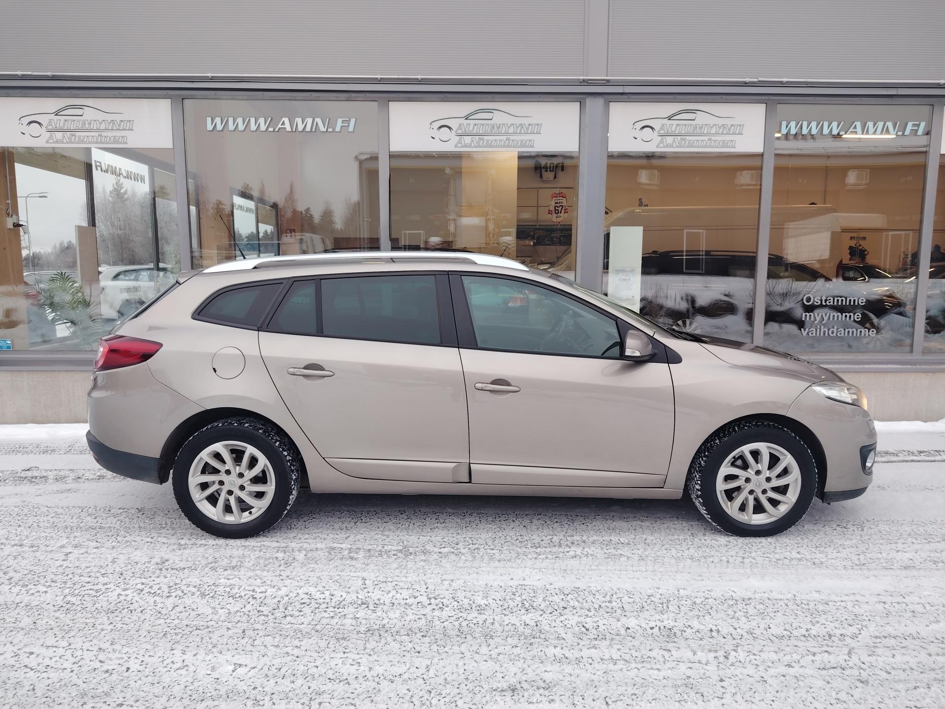 Renault Megane Sport Tourer Energy TCe 115 6MT S&S Expression *JUURI KATSASTETTU*