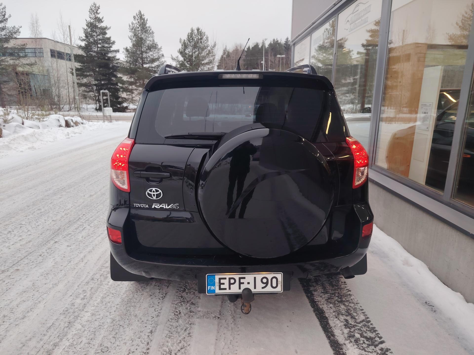 Toyota RAV4 2,0 VVT-i 4WD Luxury 