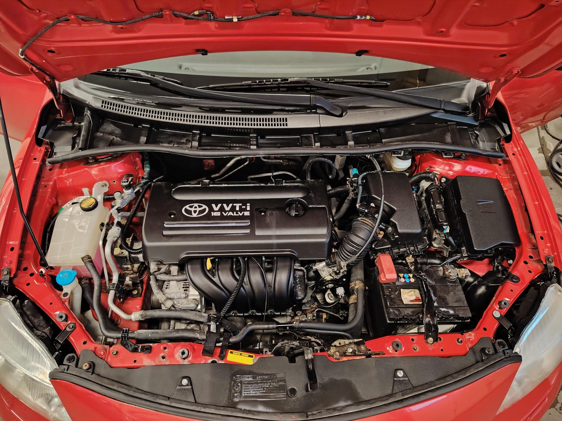 Toyota Corolla 1,4 VVT-i Linea Terra *VETOKOUKKU/JUURI KATSASTETTU*