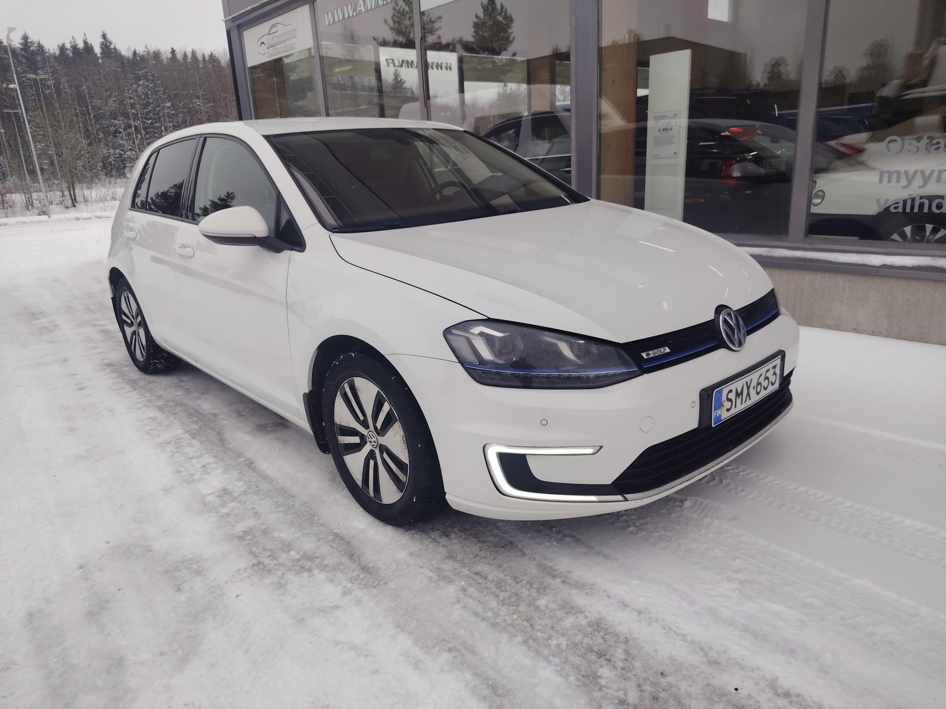 Volkswagen Golf e 85 kW VARATTU