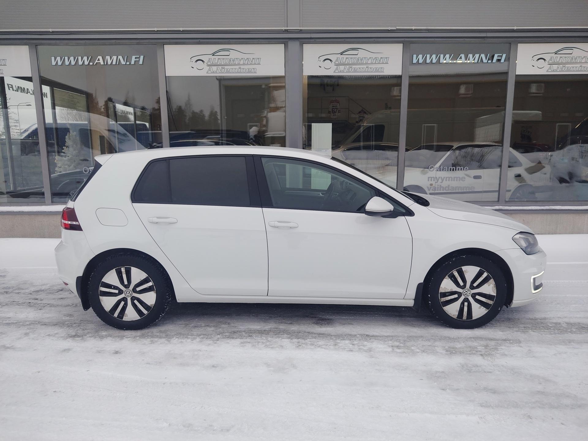 Volkswagen Golf e 85 kW VARATTU