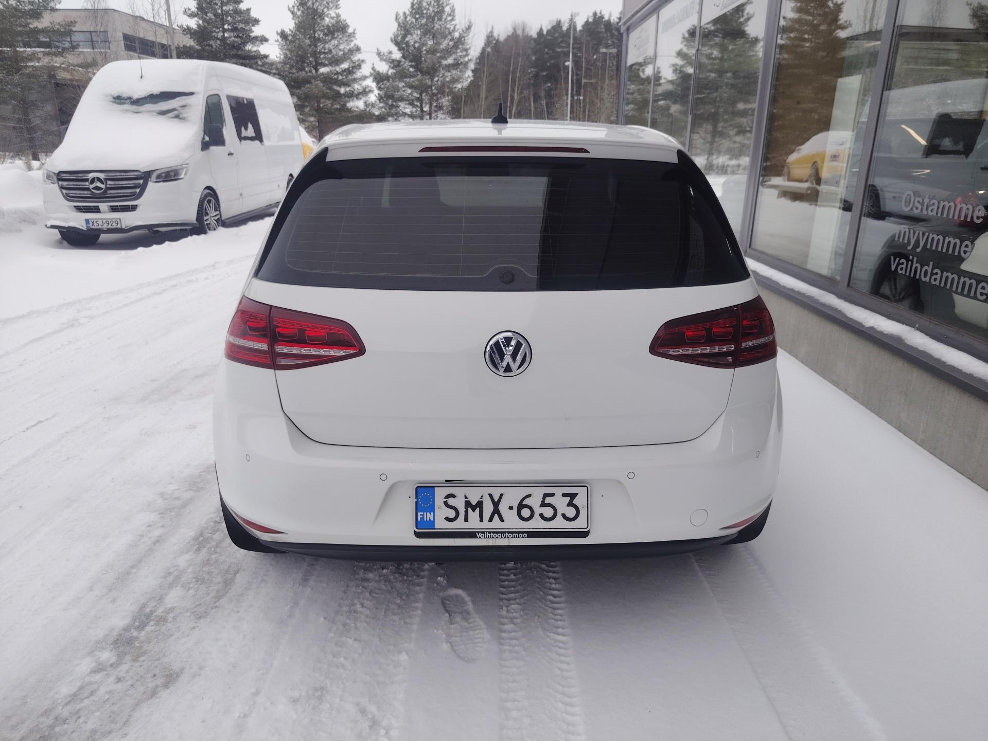 Volkswagen Golf e 85 kW VARATTU
