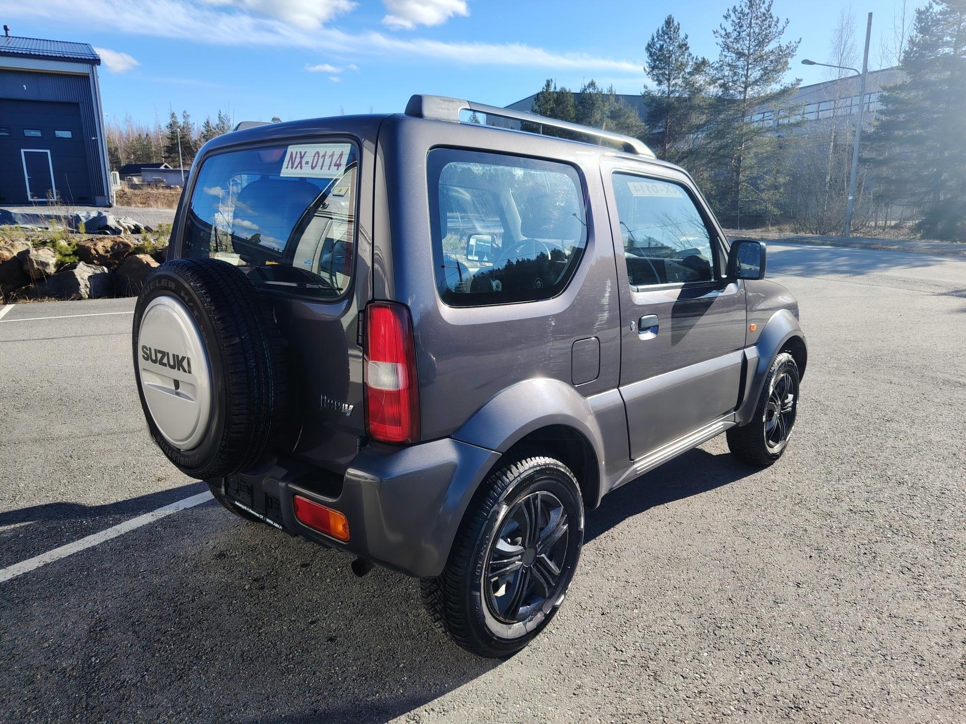 Suzuki Jimny 1.3 62kw 4x4 *ILMASTOINTI/WEBASTO*