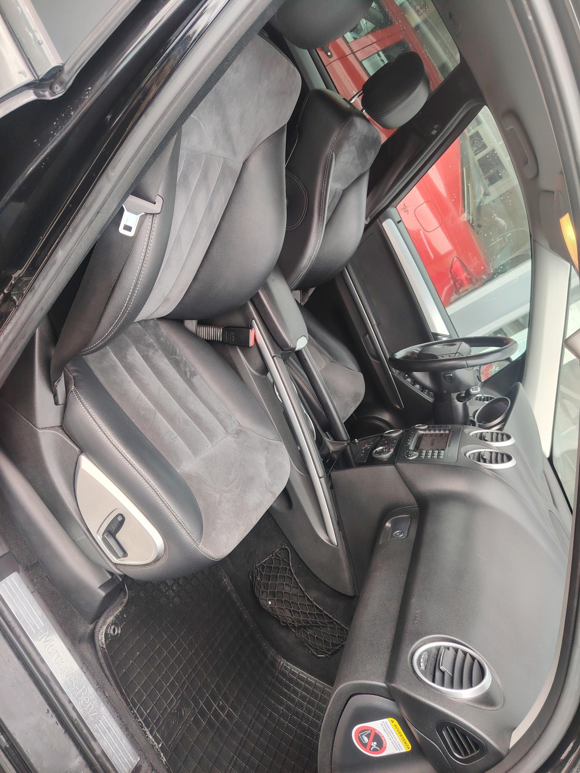 Mercedes-Benz ML 320CDI Sport *WEBASTO/KOUKKU/XENON/21