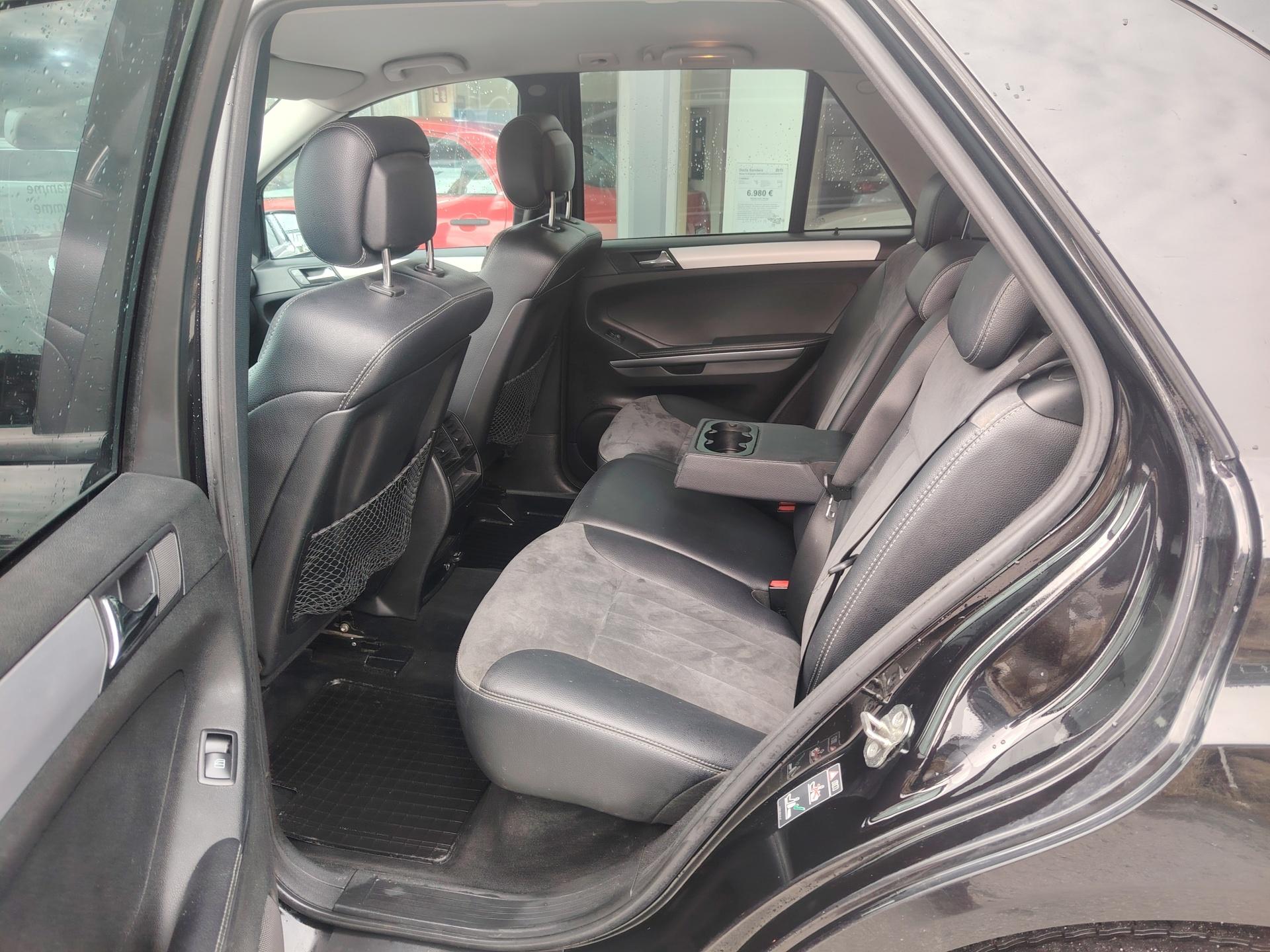 Mercedes-Benz ML 320CDI Sport *WEBASTO/KOUKKU/XENON/21